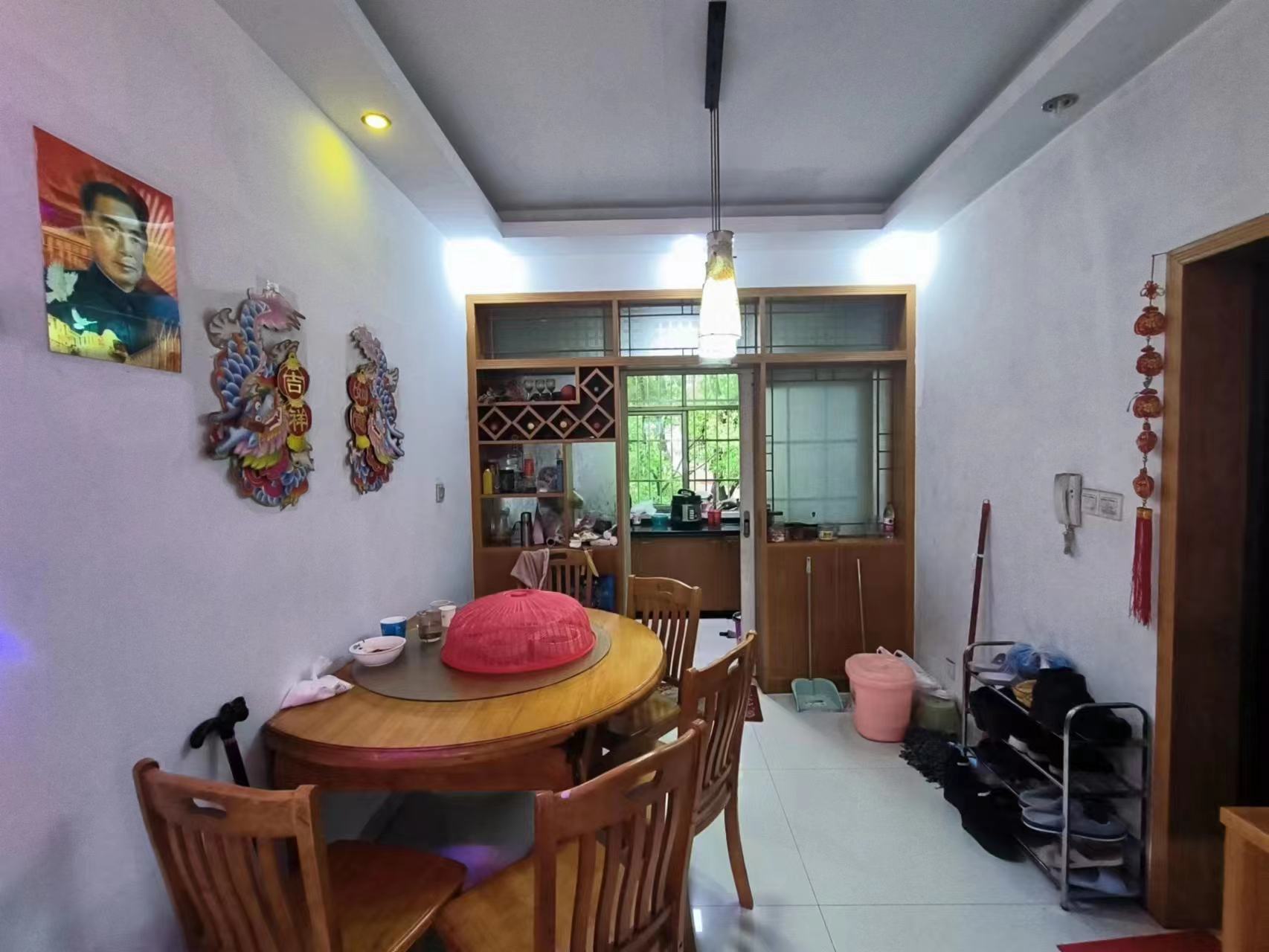 江南世家  3室2厅2卫   42.00万 江南世家  3室2厅2卫   42.00万室内图