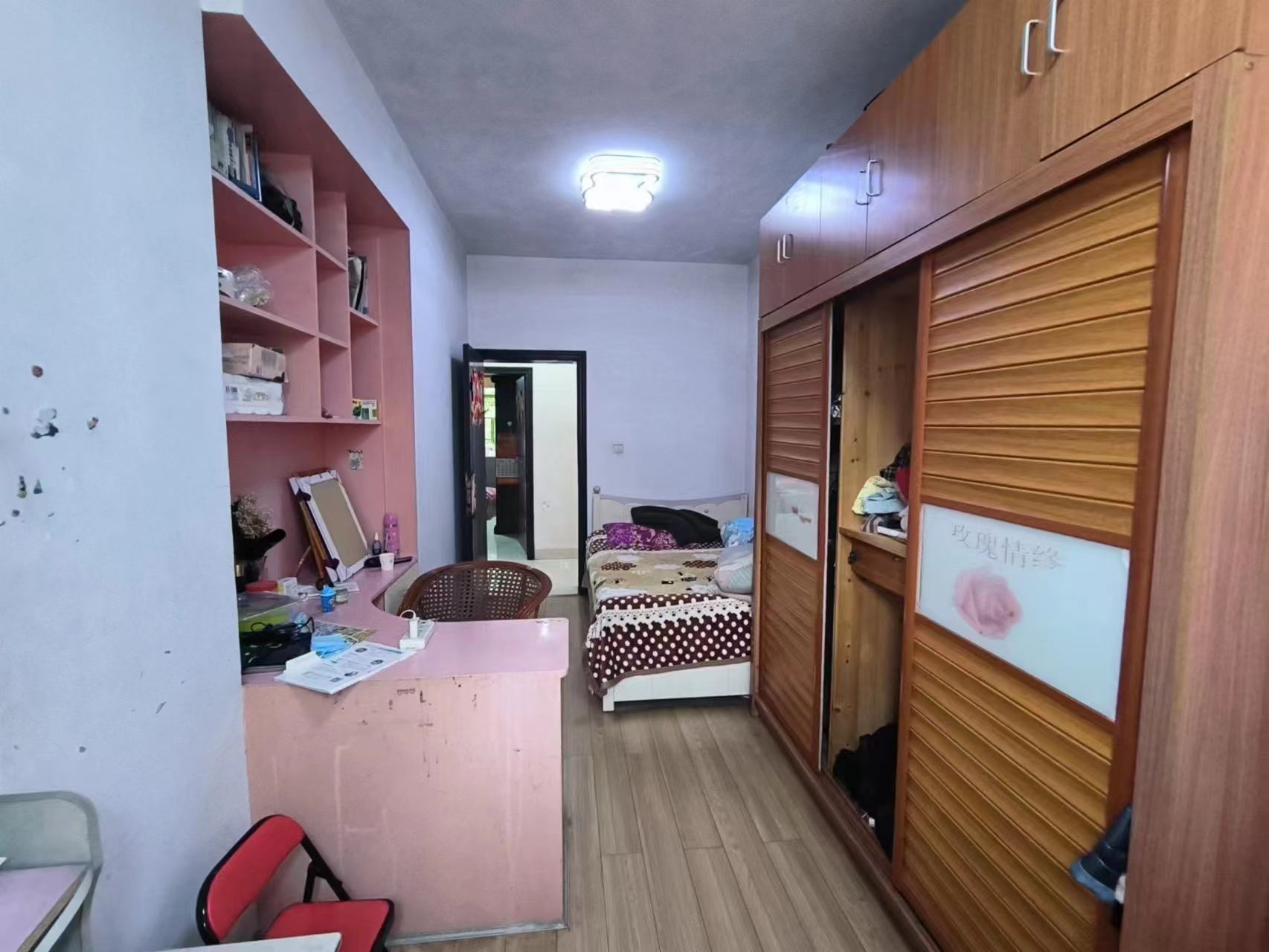 江南世家  3室2厅2卫   42.00万 江南世家  3室2厅2卫   42.00万室内图