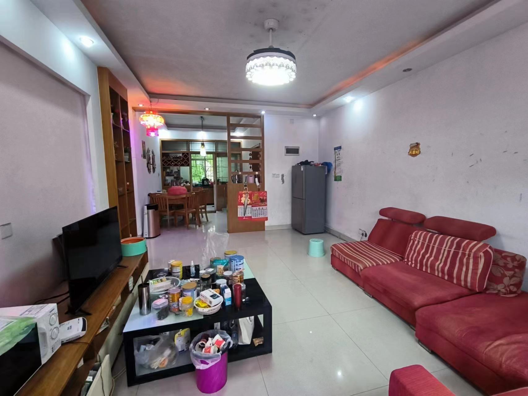 江南世家  3室2厅2卫   42.00万 江南世家  3室2厅2卫   42.00万室内图