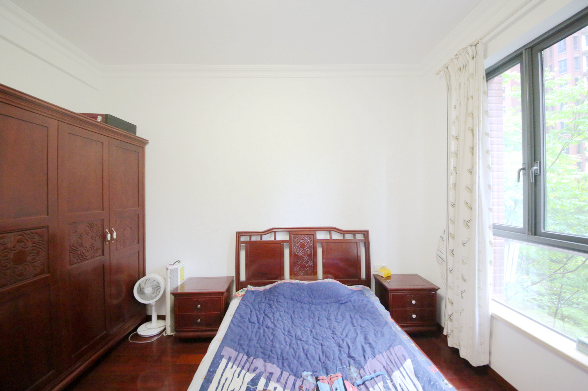 中隆国际御玺  4室2厅2卫   242.00万其他