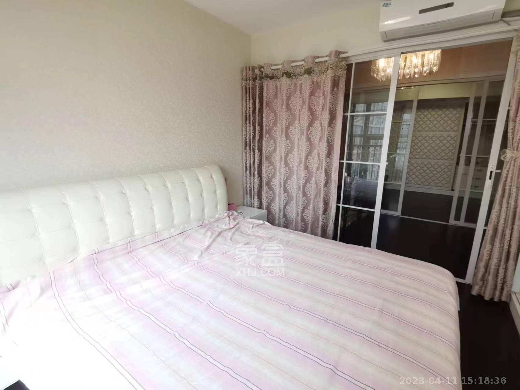 金色loft（鑫秋大厦）  2室2厅2卫   2500.00元/月室内图