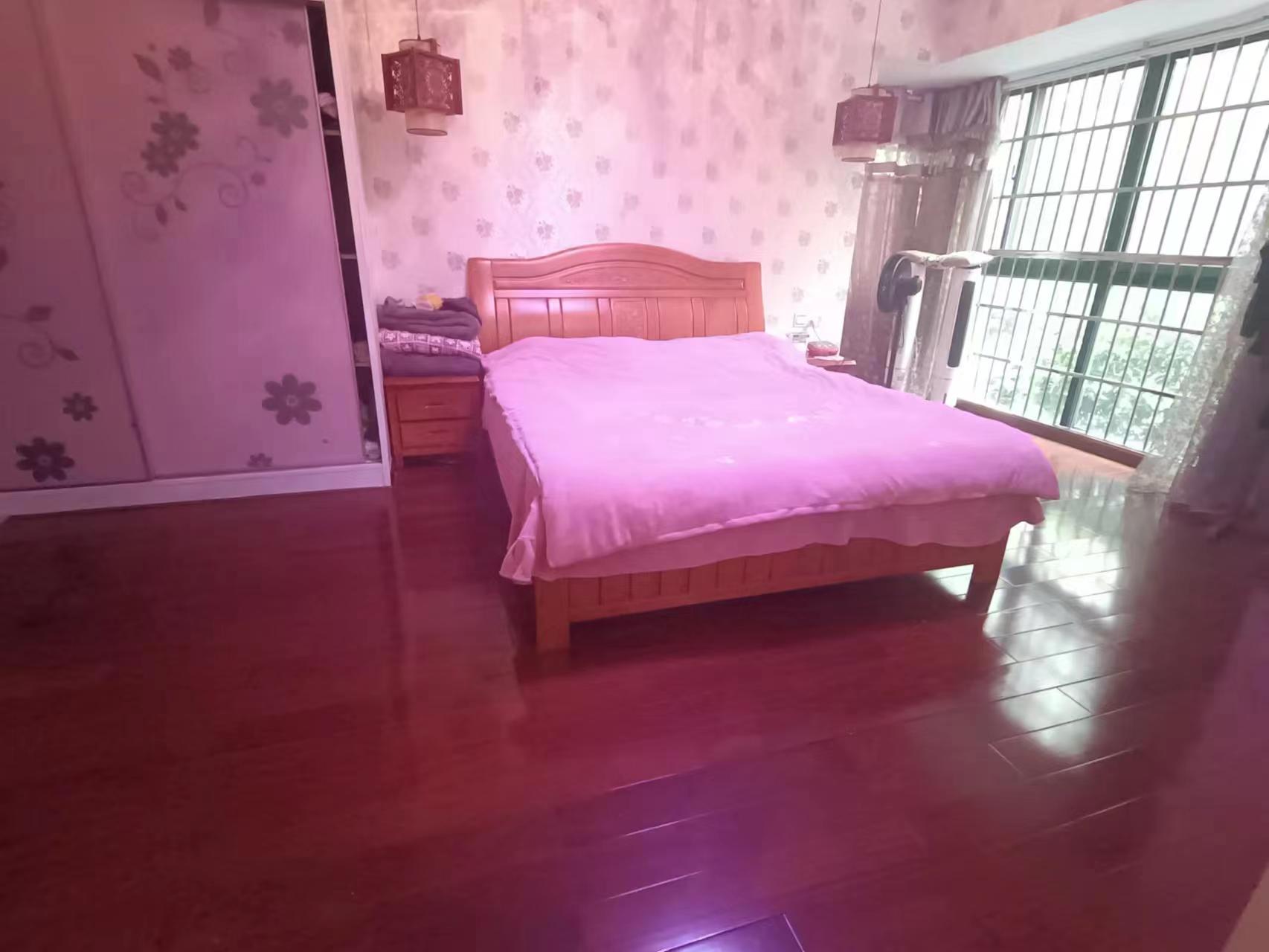 经世皇城 4室2厅2卫 93.0万 经世皇城 4室2厅2卫 93.0万室内图