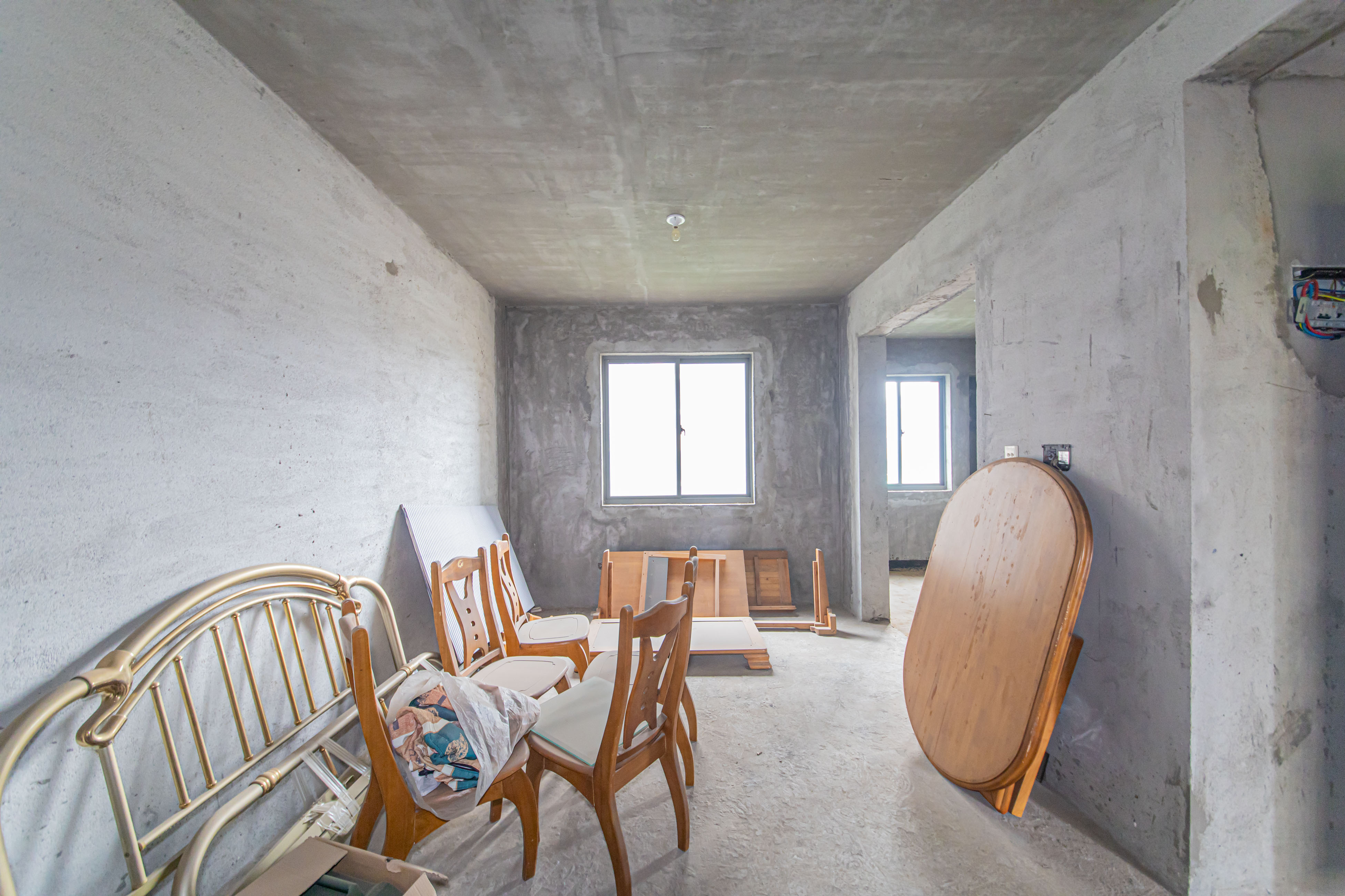 鑫远湘府逸园  3室2厅2卫   195.00万客厅