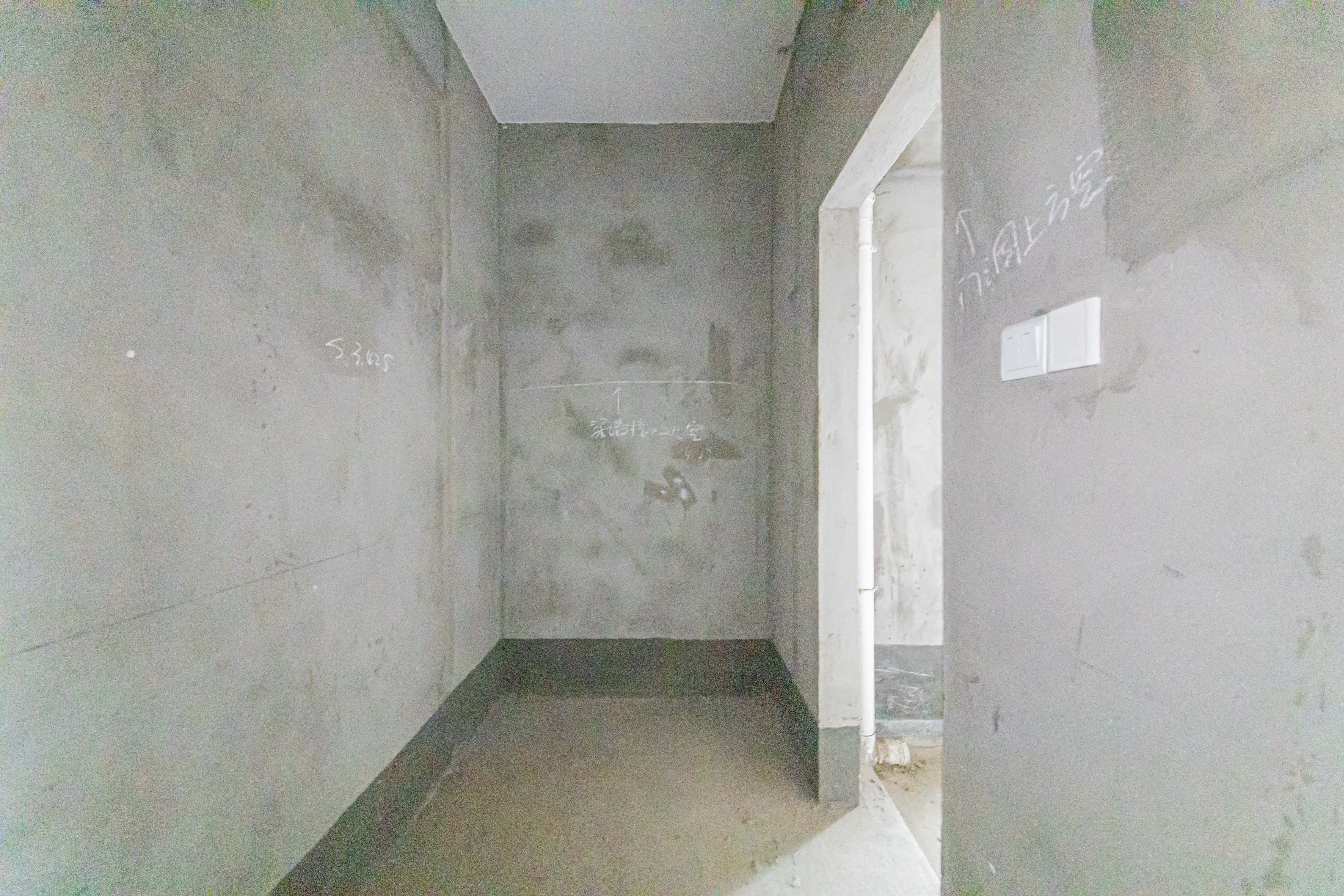 中建芙蓉和苑  3室2厅1卫   300.00万卫生间