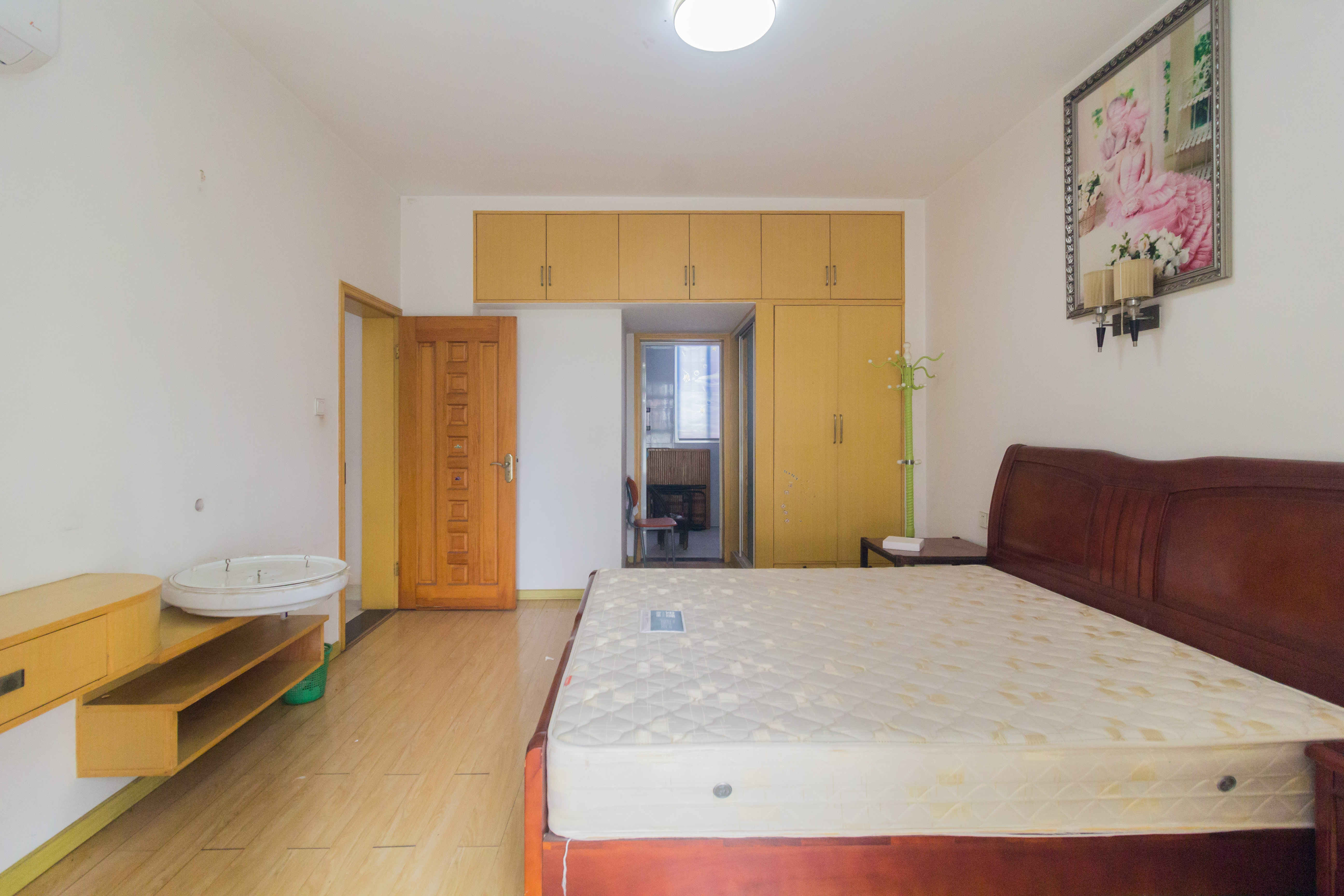 星城国际 3室2厅2卫 68.0万 星城国际 3室2厅2卫 68.0万卧室