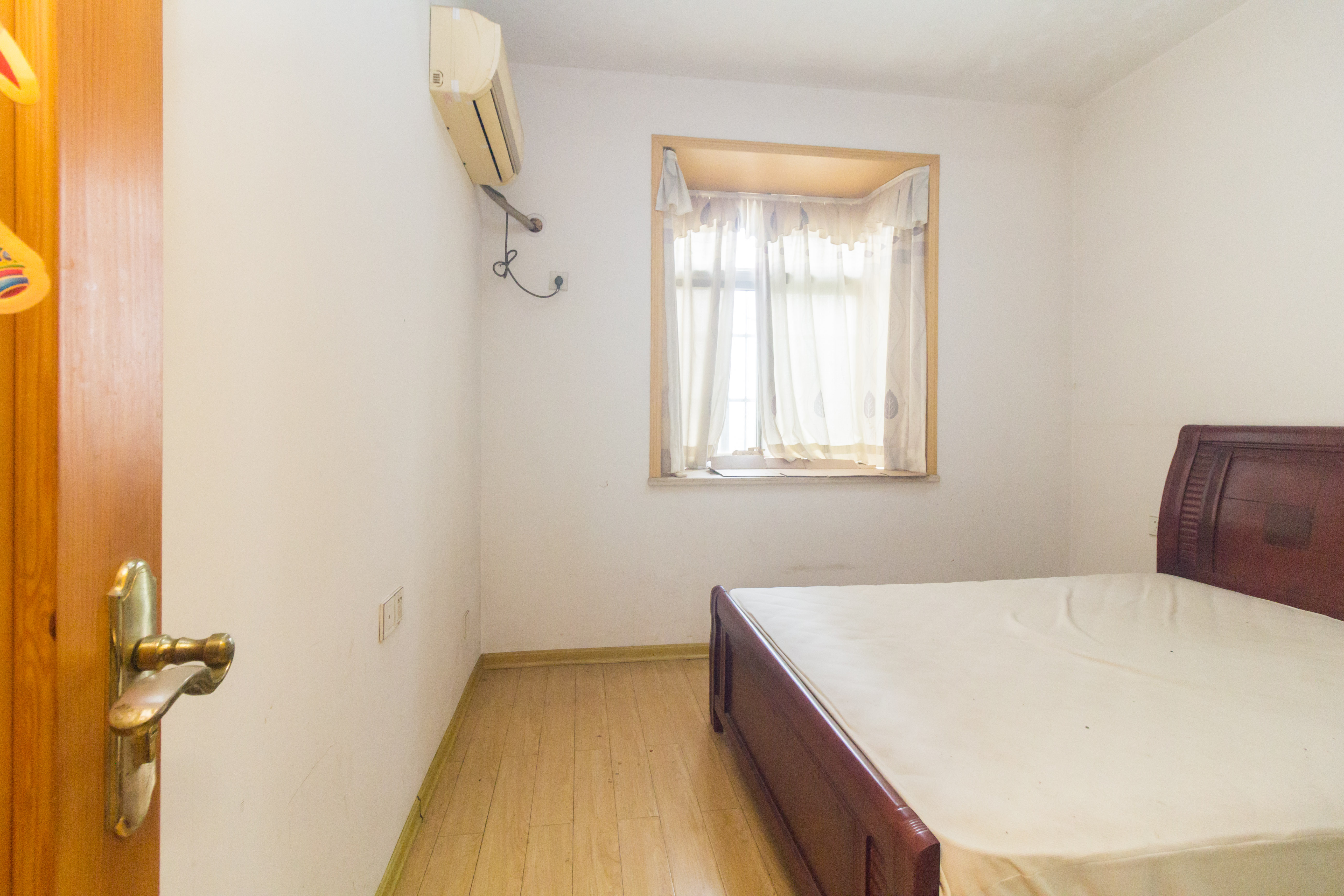 星城国际 3室2厅2卫 68.0万 星城国际 3室2厅2卫 68.0万卧室