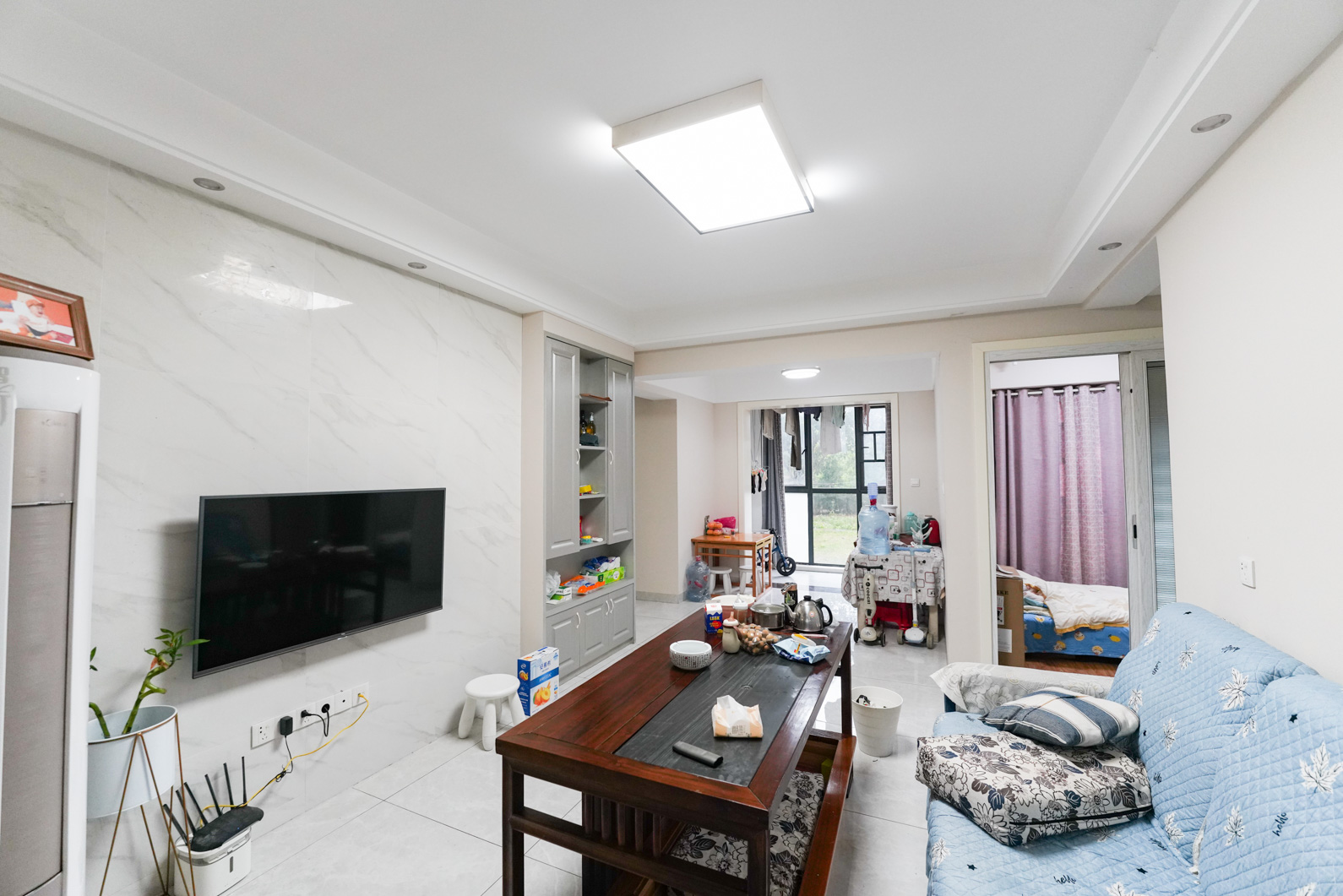 高升时代广场(冠铭商务中心)  3室2厅2卫   72.00万 高升时代广场(冠铭商务中心)  3室2厅2卫   72.00万客厅