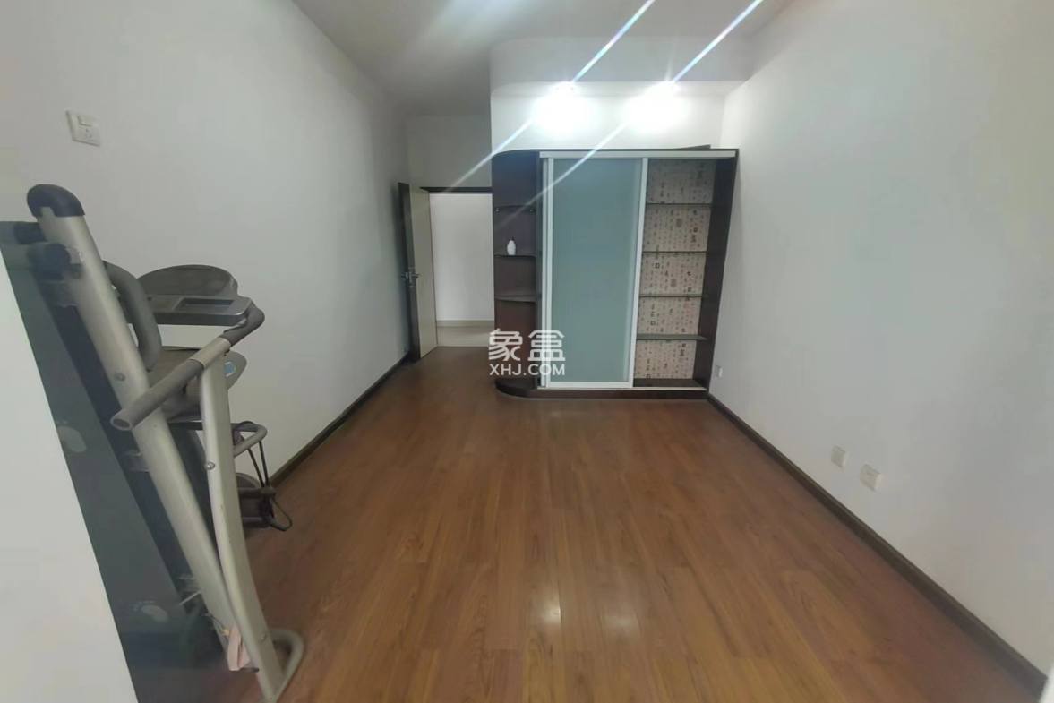 西域名邸  3室2厅2卫    86.8万 西域名邸  3室2厅2卫    86.8万室内图