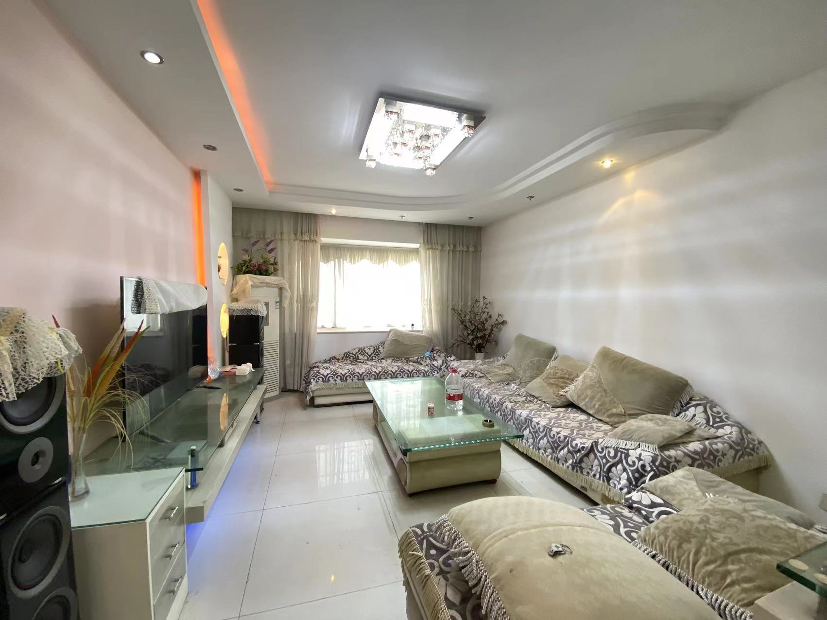 顺鑫佳园  3室2厅2卫   38.00万 顺鑫佳园  3室2厅2卫   38.00万室内图