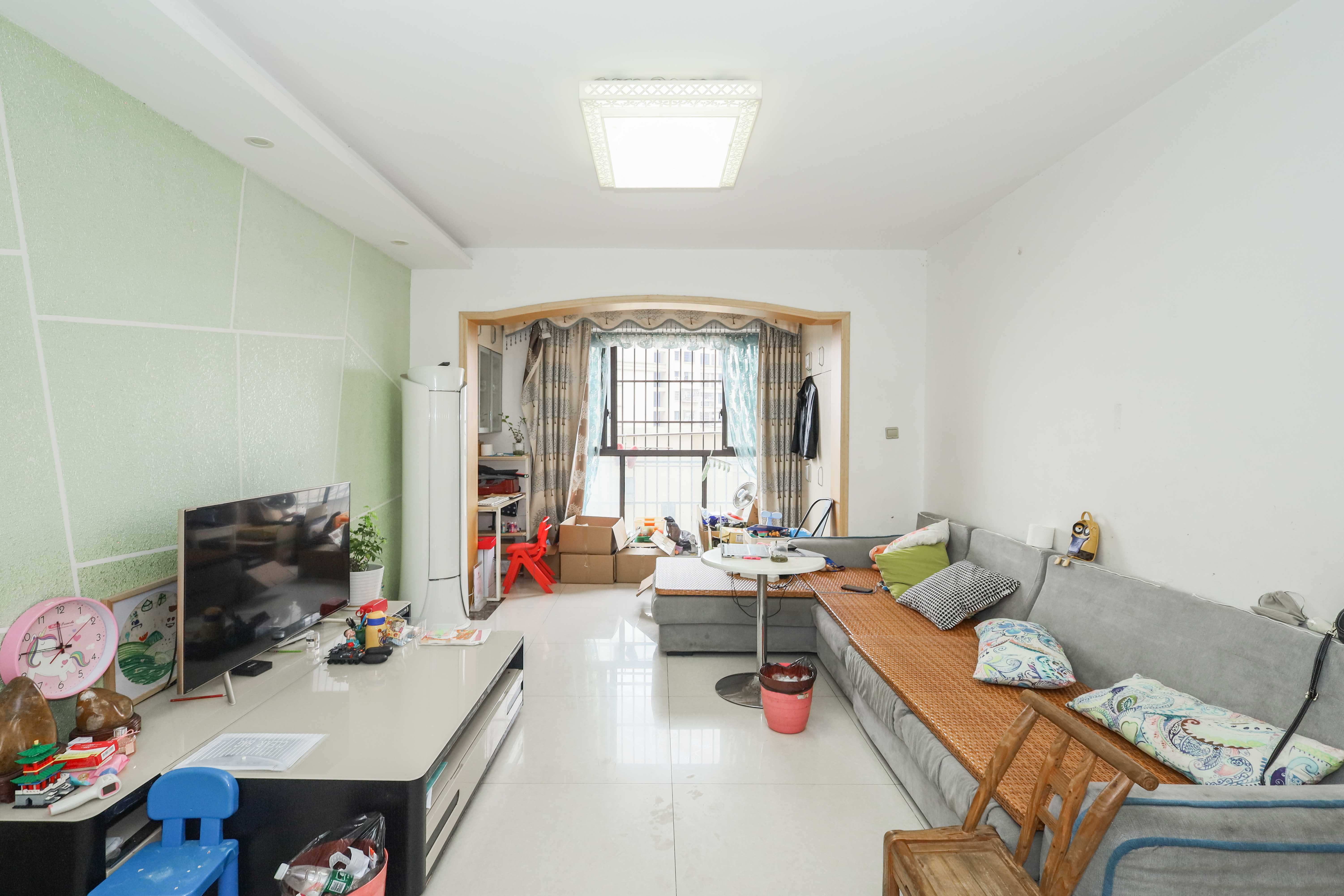 保利麓谷林语F区  3室2厅1卫   95.00万
