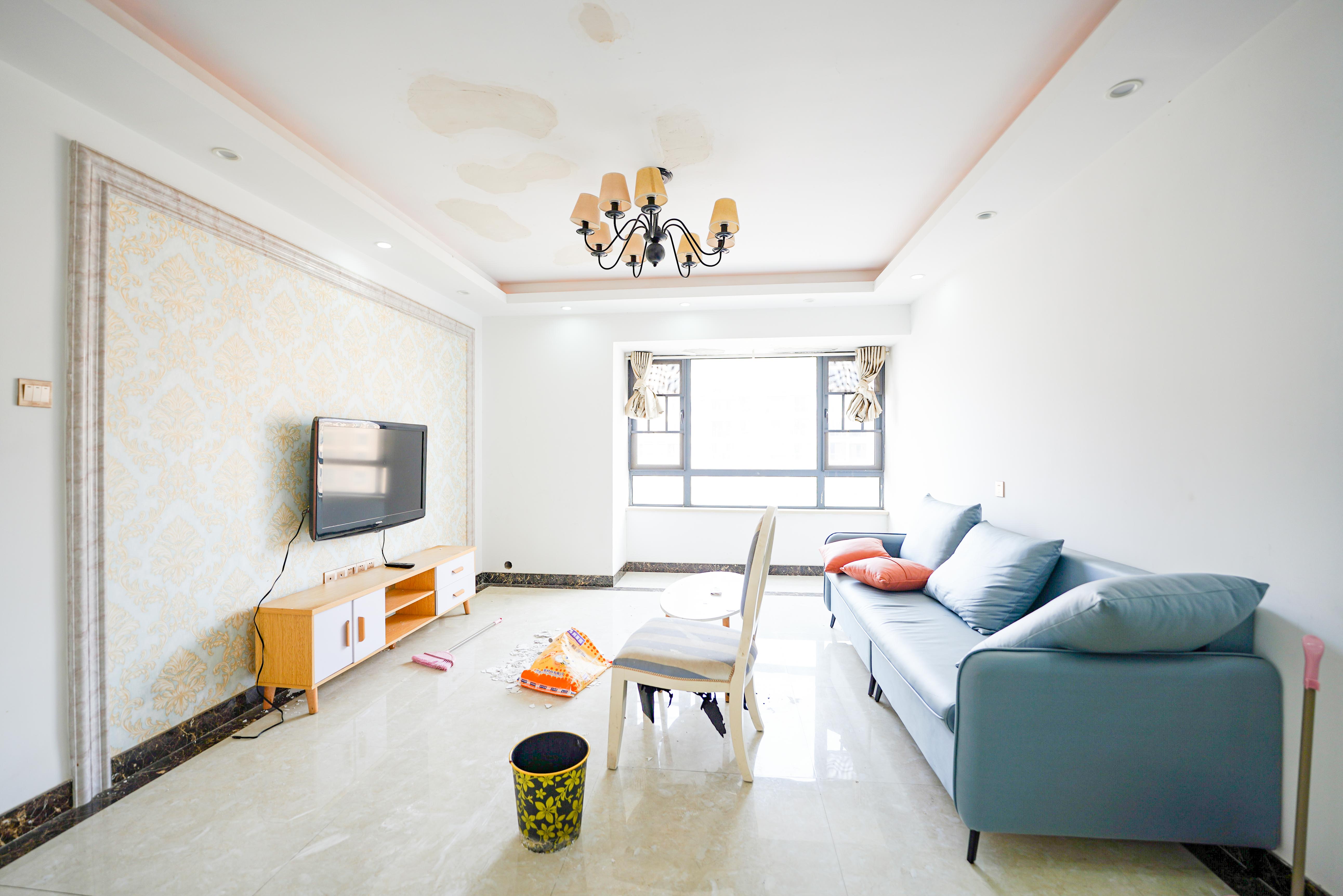 中建芙蓉嘉苑 3室2厅2卫 110.00万 中建芙蓉嘉苑 3室2厅2卫 110.00万客厅