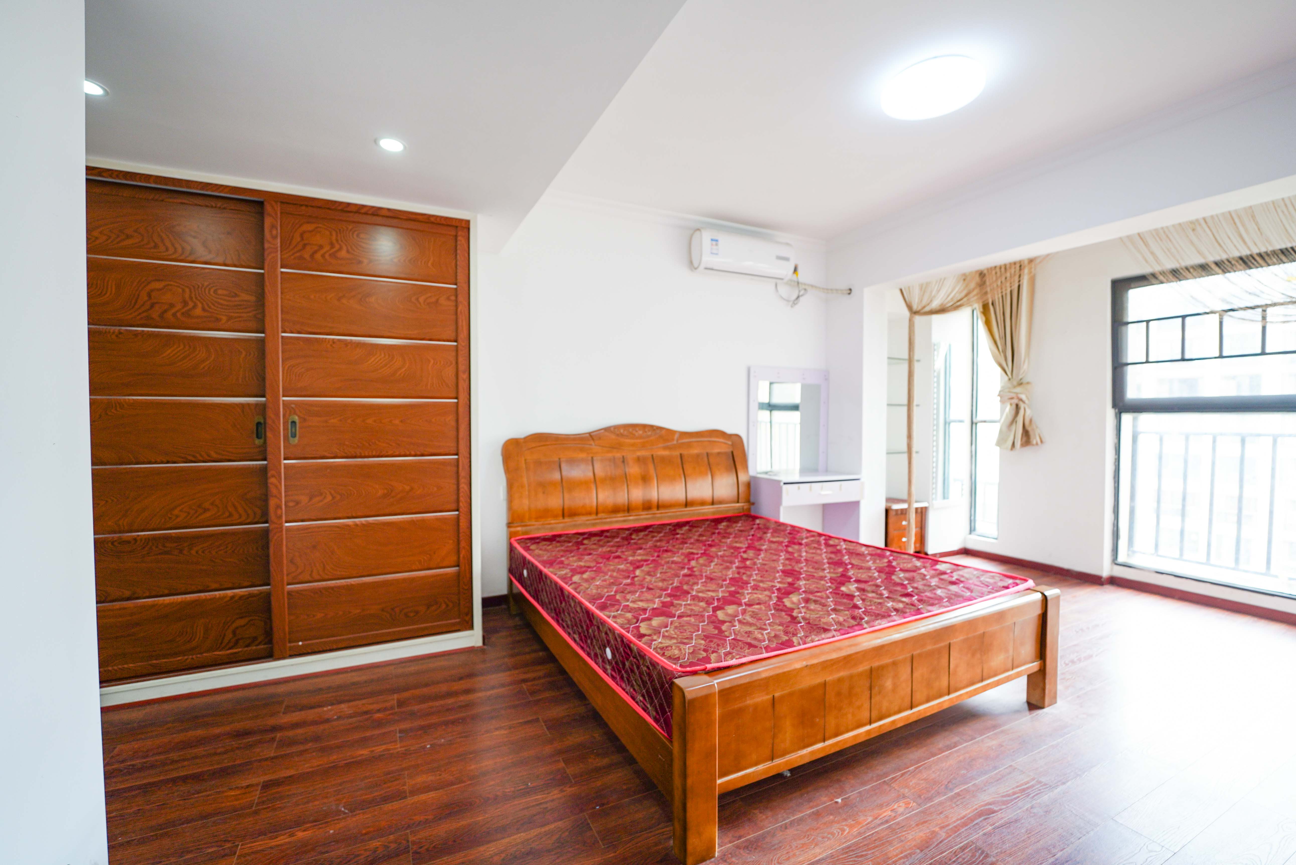 中建芙蓉嘉苑 3室2厅2卫 110.00万 中建芙蓉嘉苑 3室2厅2卫 110.00万卧室