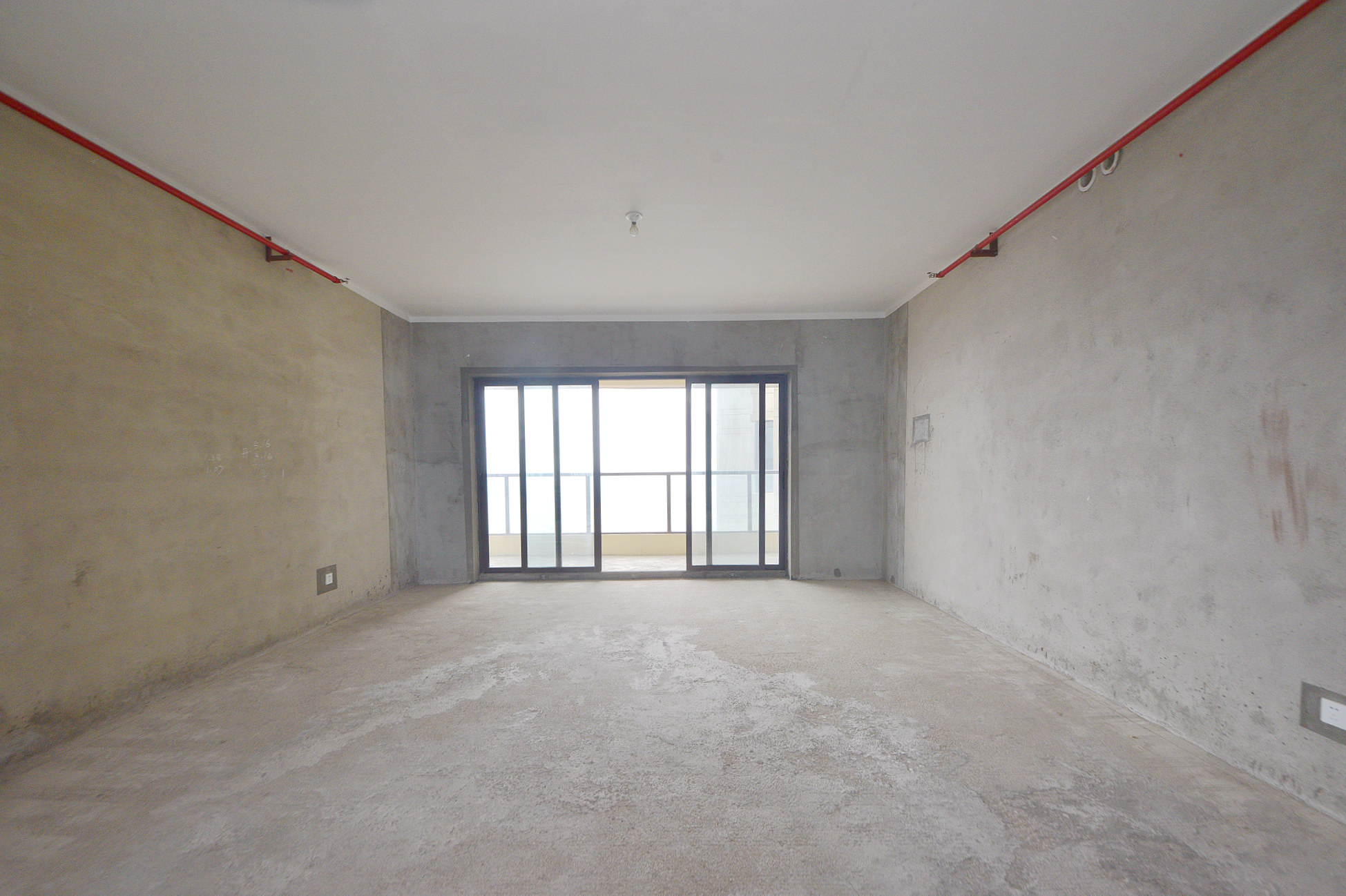 中建江山壹号  4室2厅2卫   565.00万