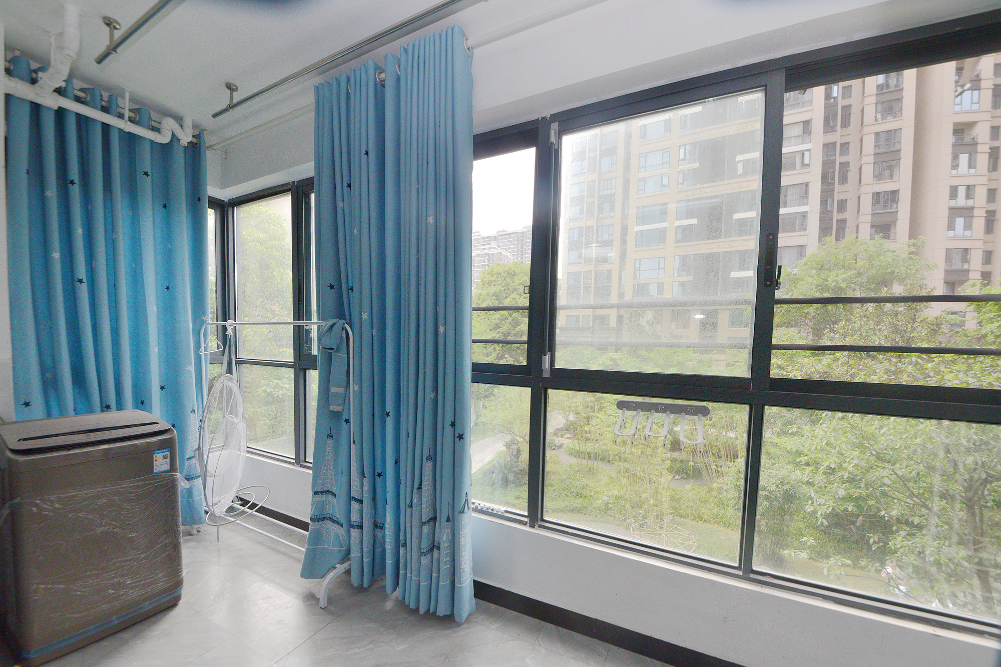 建发中央悦府  4室2厅2卫   180.00万阳台