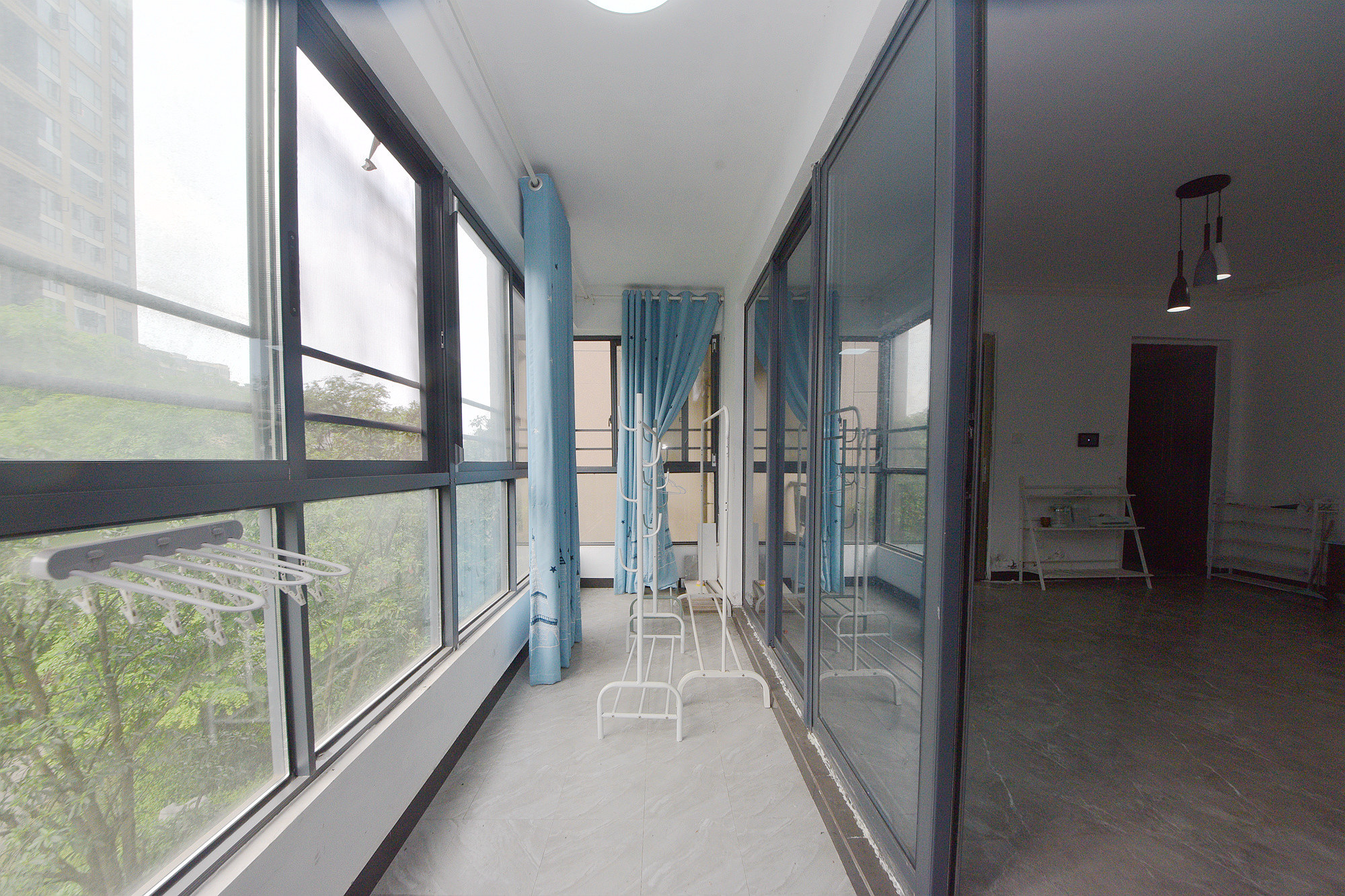 建发中央悦府  4室2厅2卫   180.00万阳台
