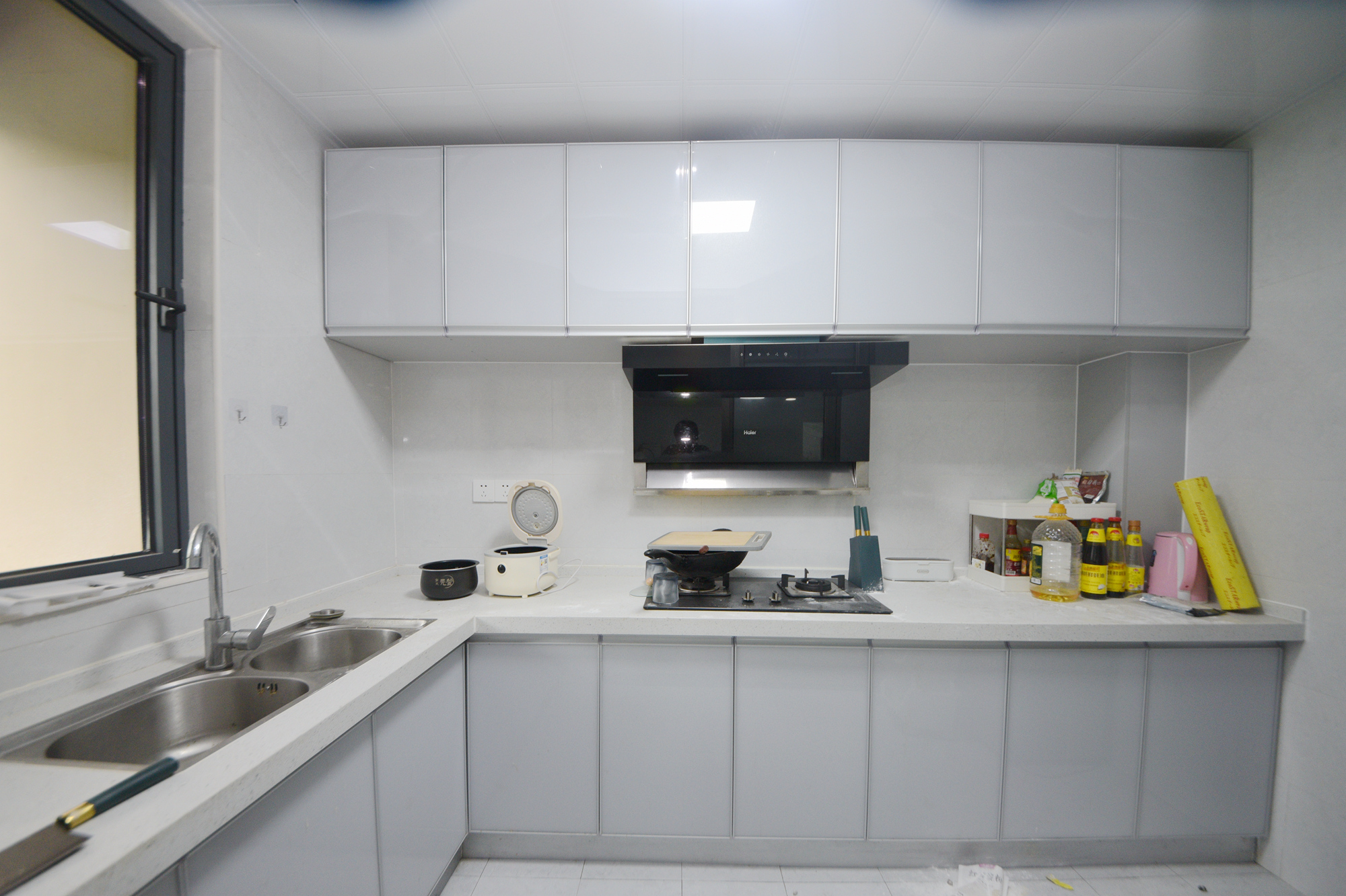 建发中央悦府  4室2厅2卫   180.00万厨房