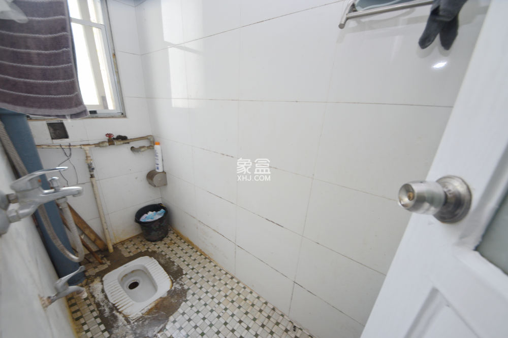 長沙理工大學(xué)黃土嶺教職工住宅區(qū)  2室2廳1衛(wèi)   52.00萬