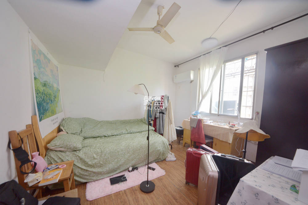 長沙理工大學(xué)黃土嶺教職工住宅區(qū)  2室2廳1衛(wèi)   52.00萬