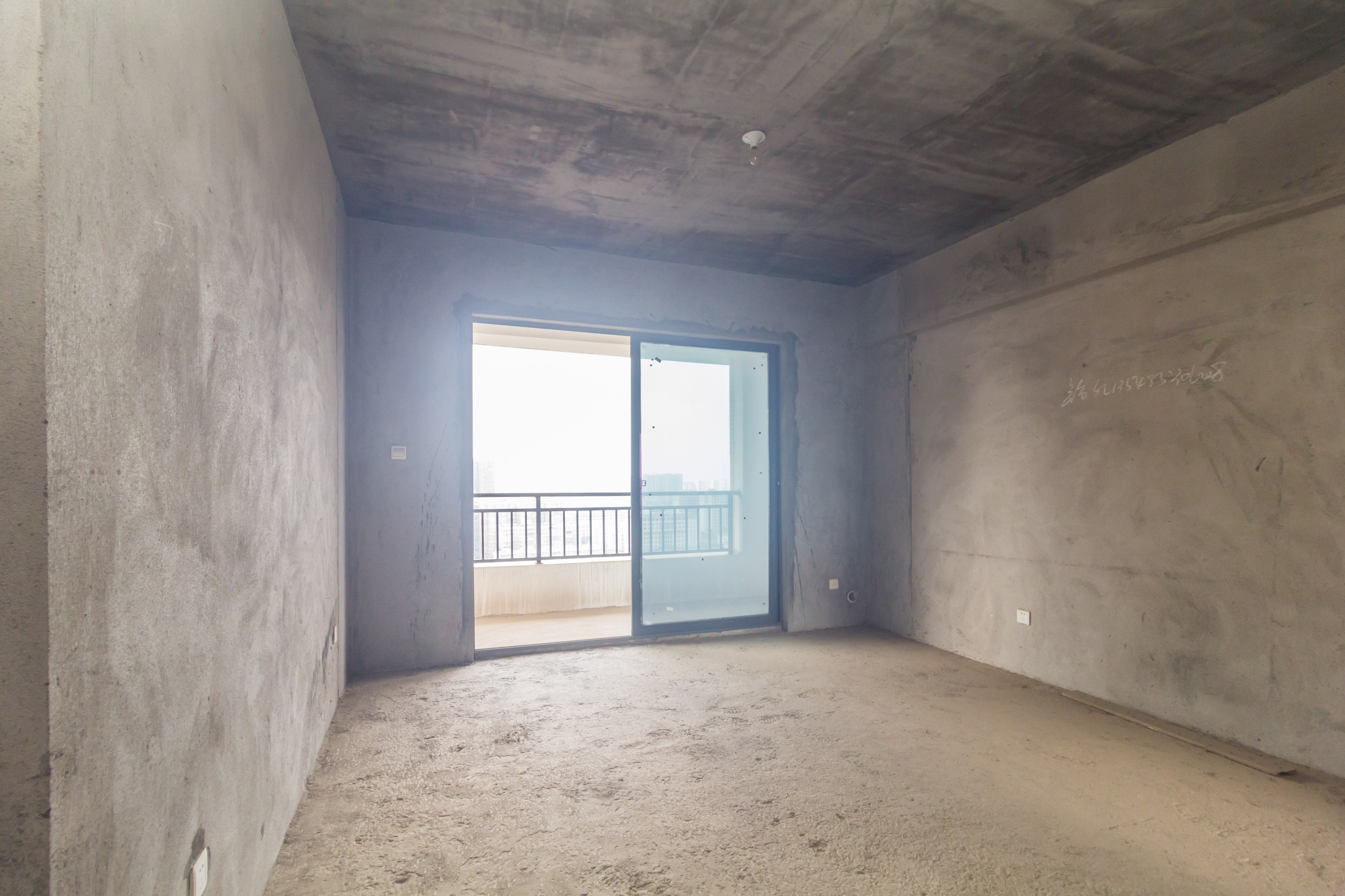 佳美紫郡 3室2厅2卫 59.80万 佳美紫郡 3室2厅2卫 59.80万客厅