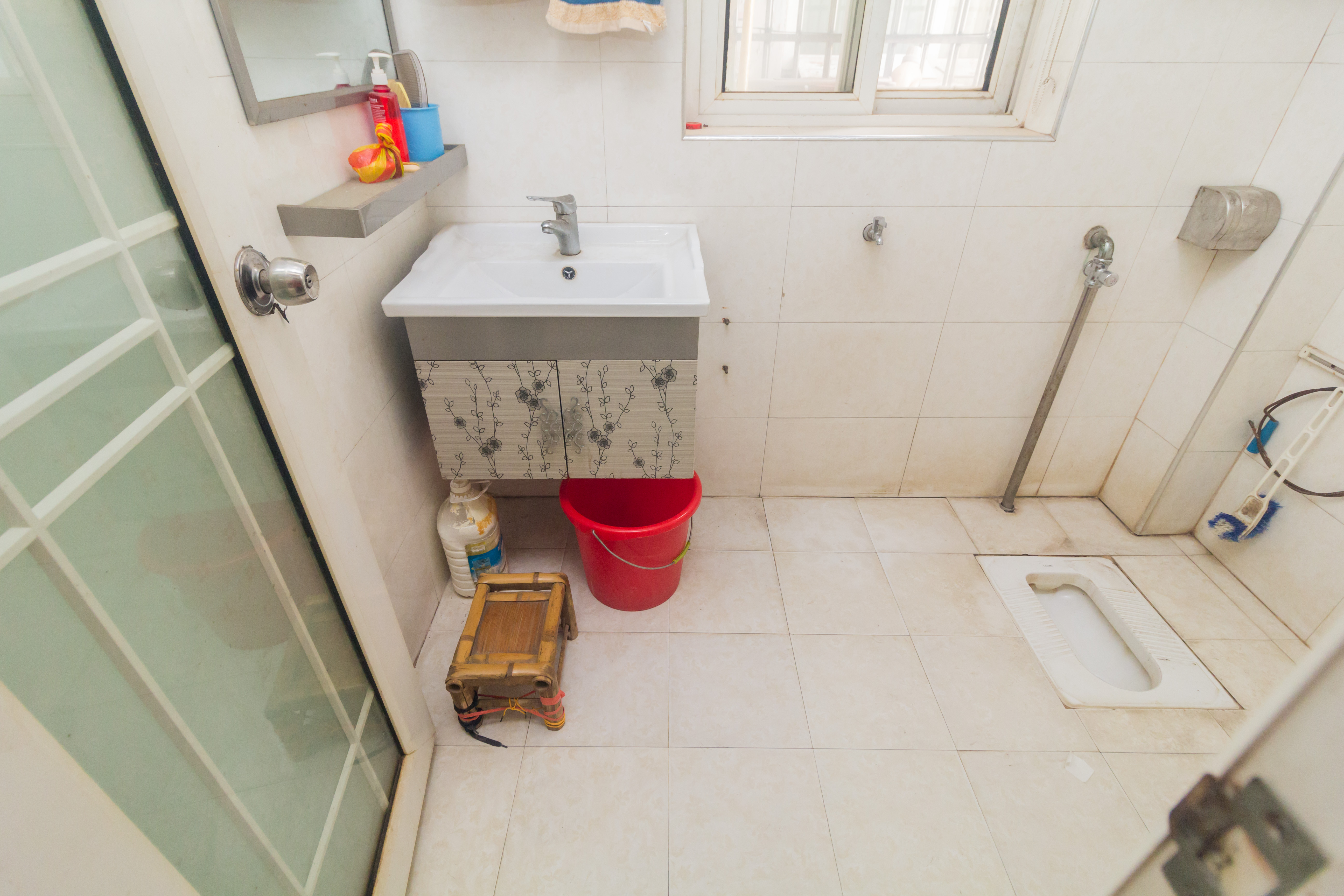 榔梨综合市场  2室2厅1卫   57.40万 榔梨综合市场  2室2厅1卫   57.40万卫生间