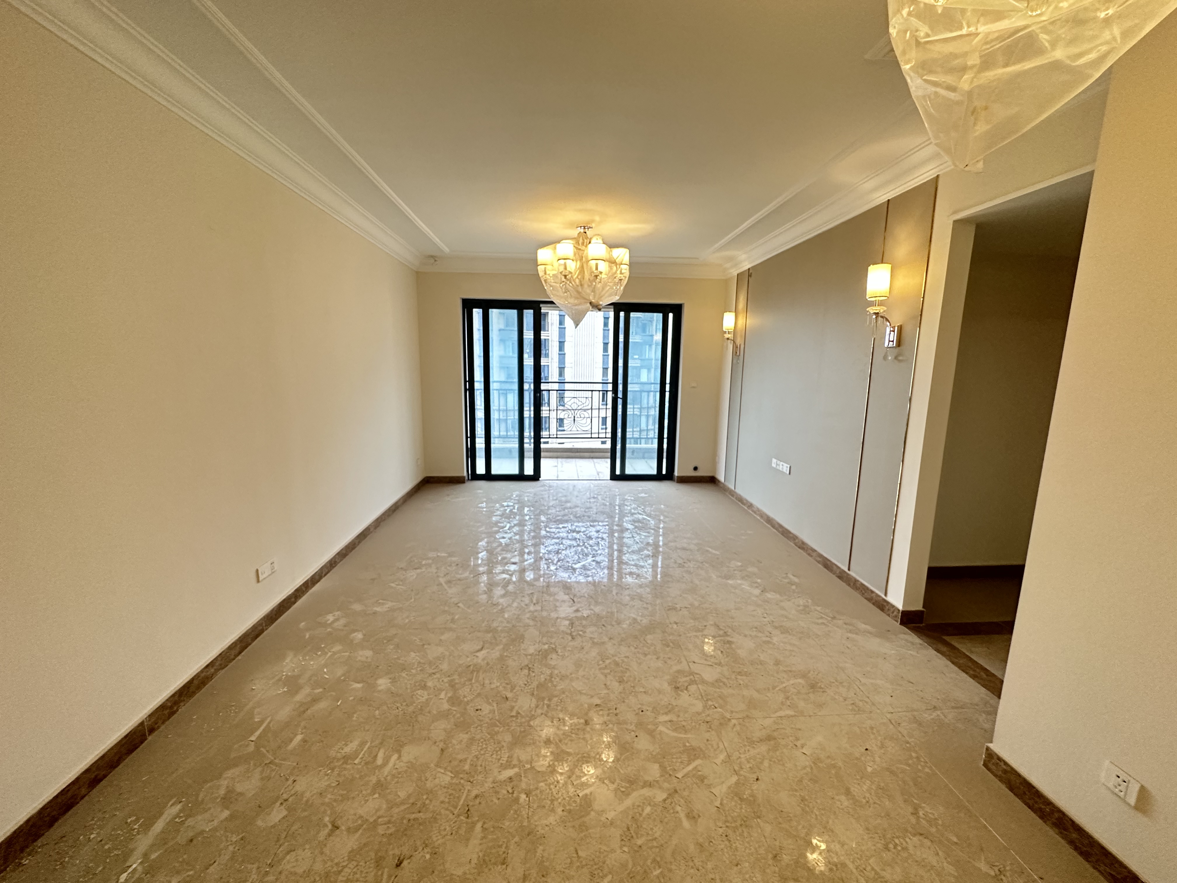 恒大林溪郡 3室2厅1卫 82.00万 恒大林溪郡 3室2厅1卫 82.00万室内图