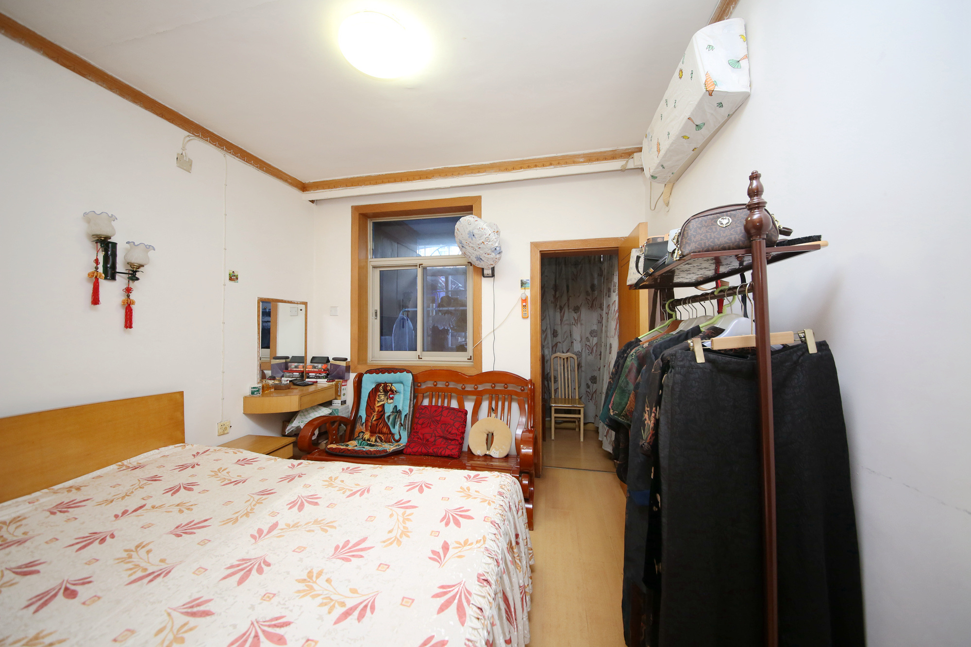 石子冲巷  2室2厅1卫   46.80万卧室