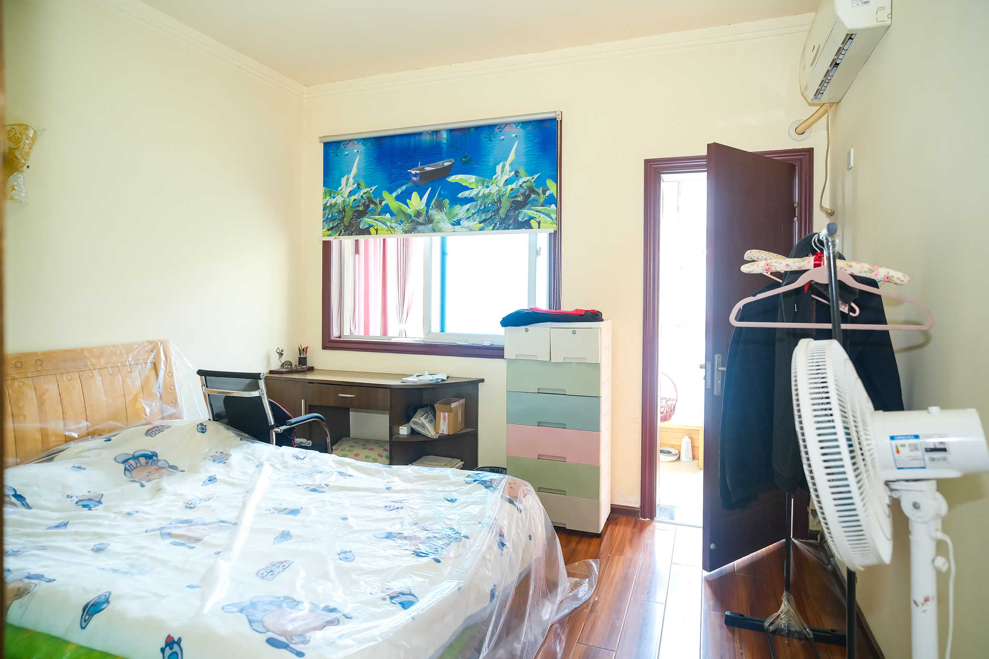 金鹰机电大市场 2室2厅1卫 48.80万 金鹰机电大市场 2室2厅1卫 48.80万卧室