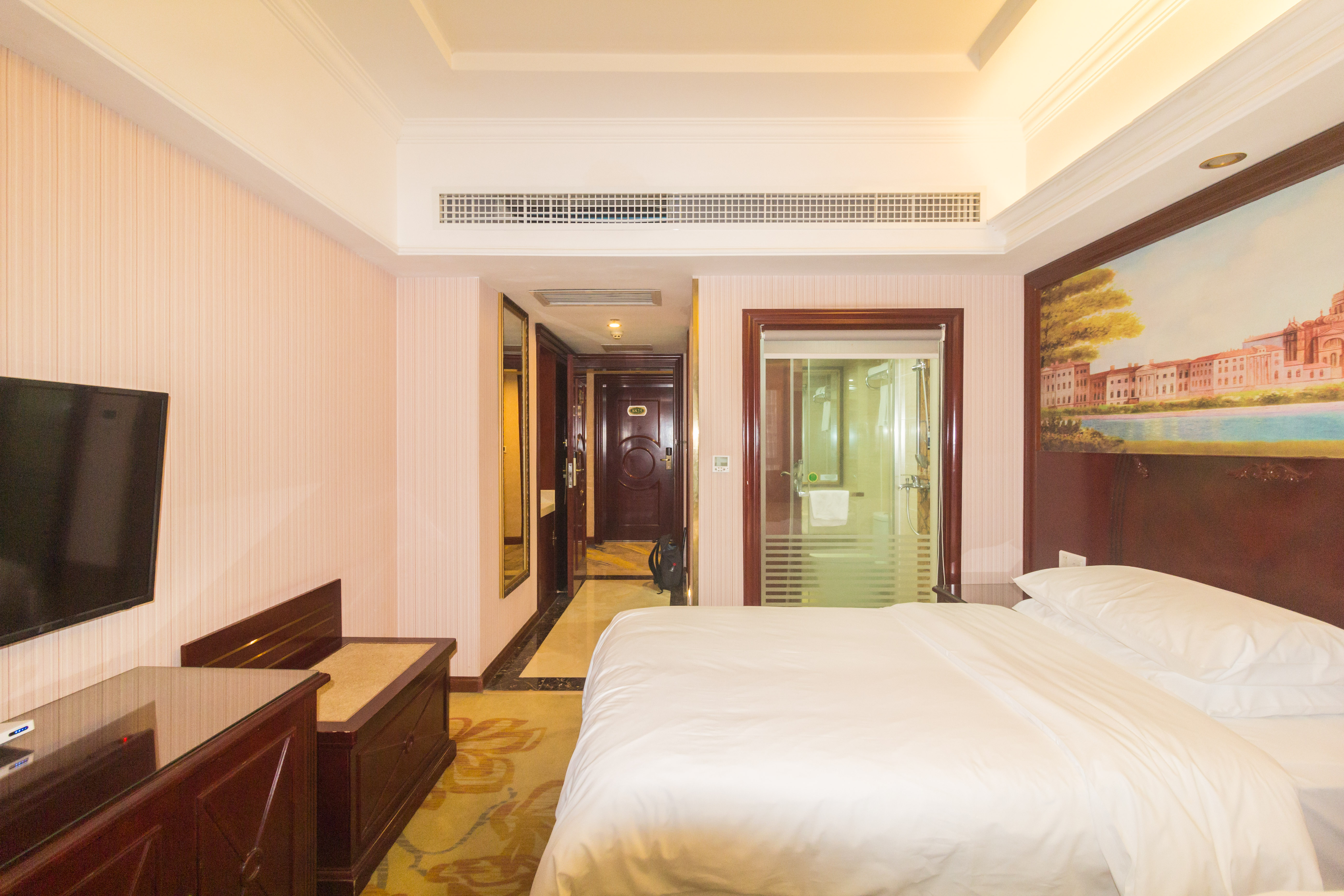 海德公园 1室1厅1卫 32.0万 海德公园 1室1厅1卫 32.0万其他