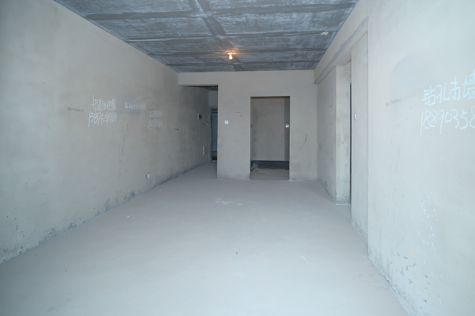 和悦城(蟠龙景苑) 3室2厅1卫 50.0万 和悦城(蟠龙景苑) 3室2厅1卫 50.0万客厅