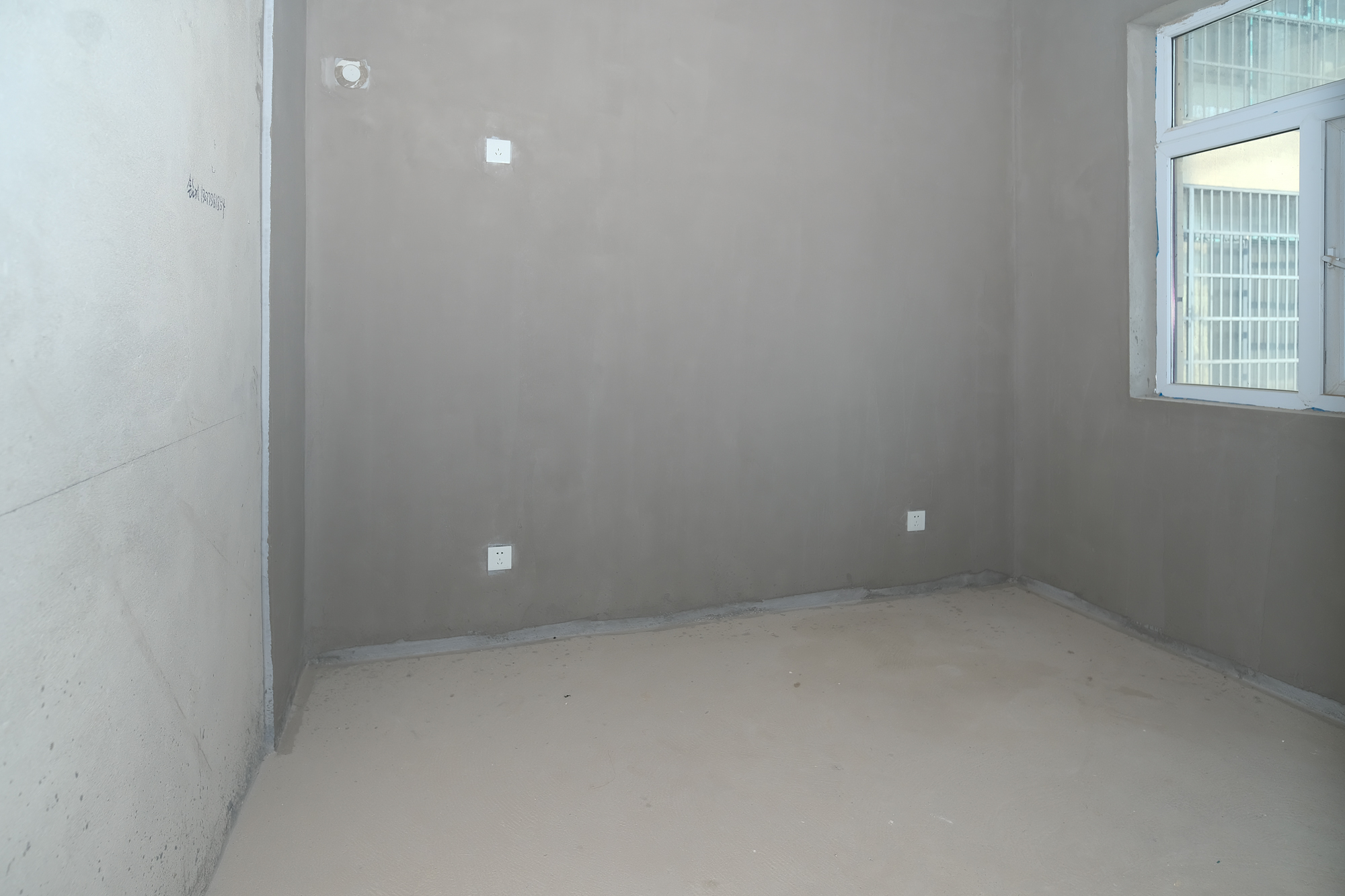 和悦城(蟠龙景苑) 3室2厅1卫 50.0万 和悦城(蟠龙景苑) 3室2厅1卫 50.0万卧室