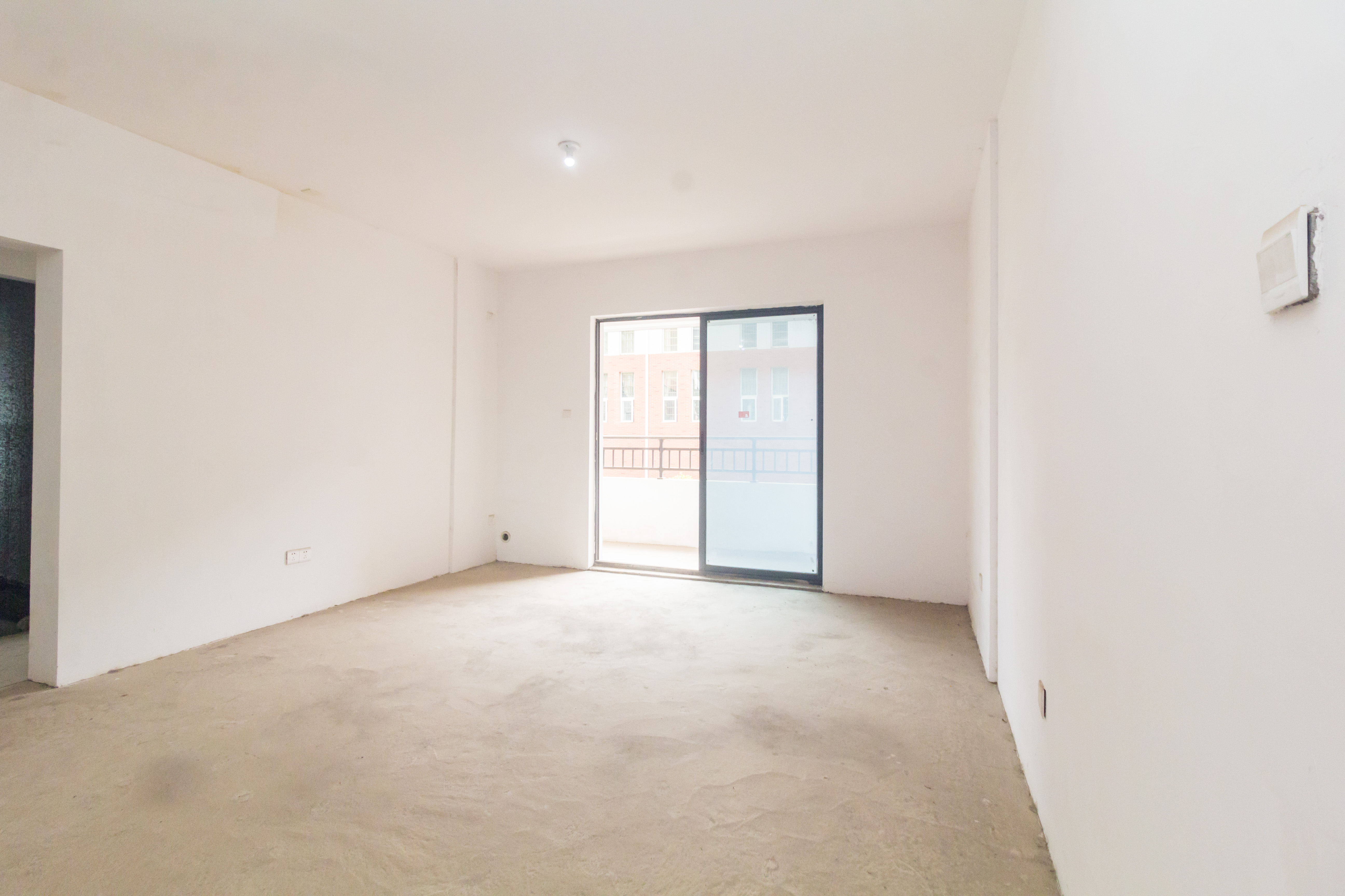 中国铁建国际城二期 4室2厅2卫 82.66万 中国铁建国际城二期 4室2厅2卫 82.66万客厅