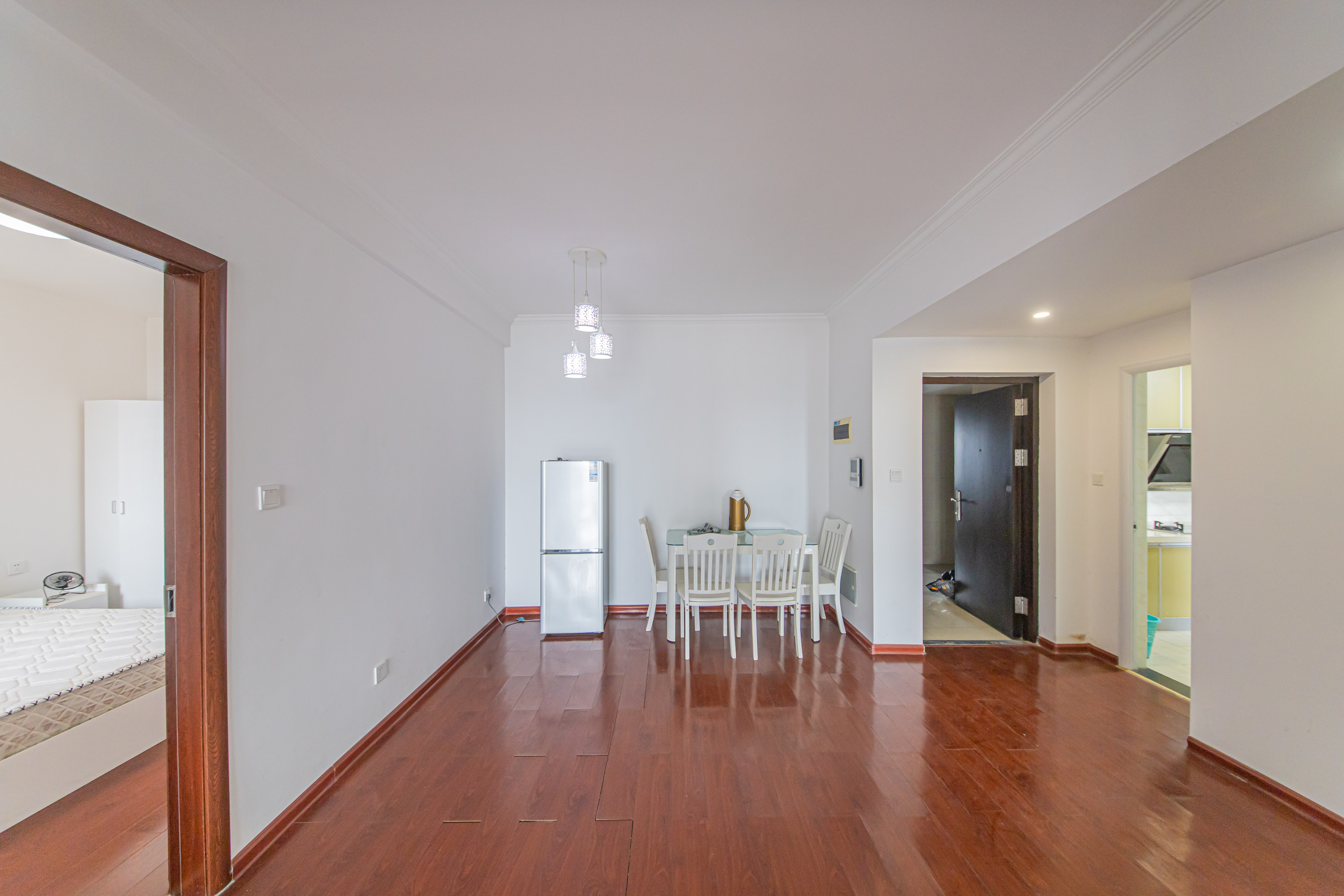 湘江雅颂居  2室2厅1卫    92.8万客厅