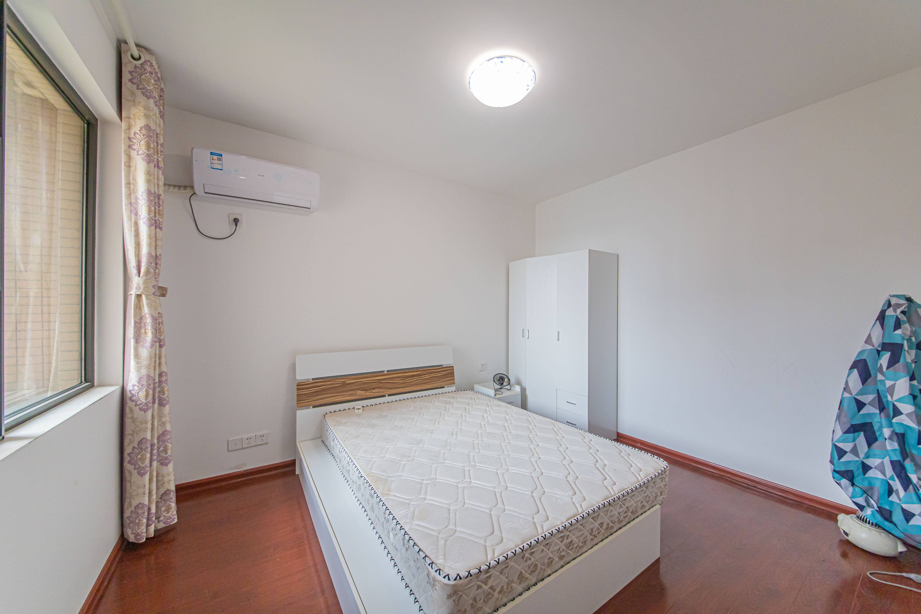 湘江雅颂居  2室2厅1卫    92.8万卧室