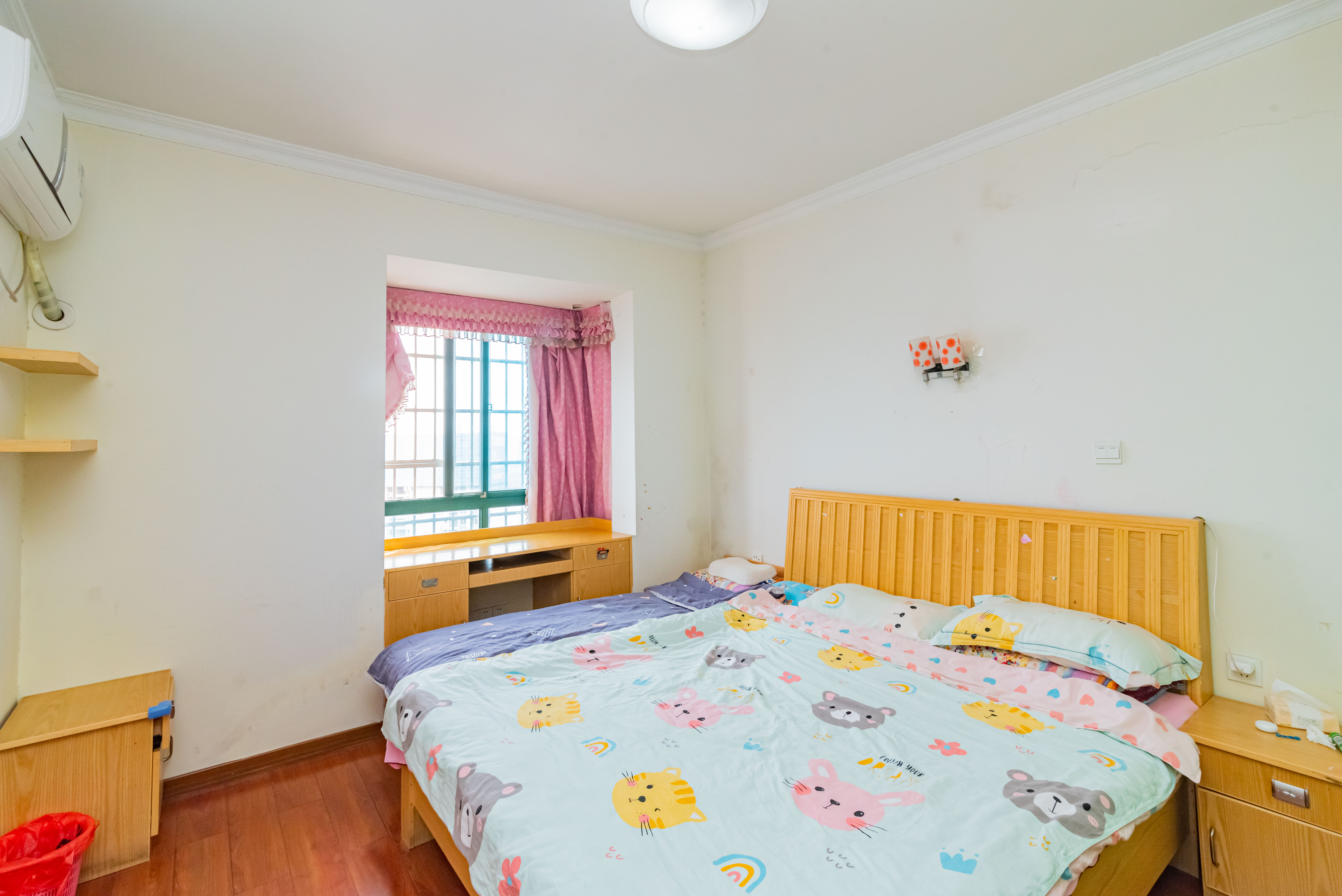 才子佳苑一期/二期  3室2厅1卫   93.80万卧室