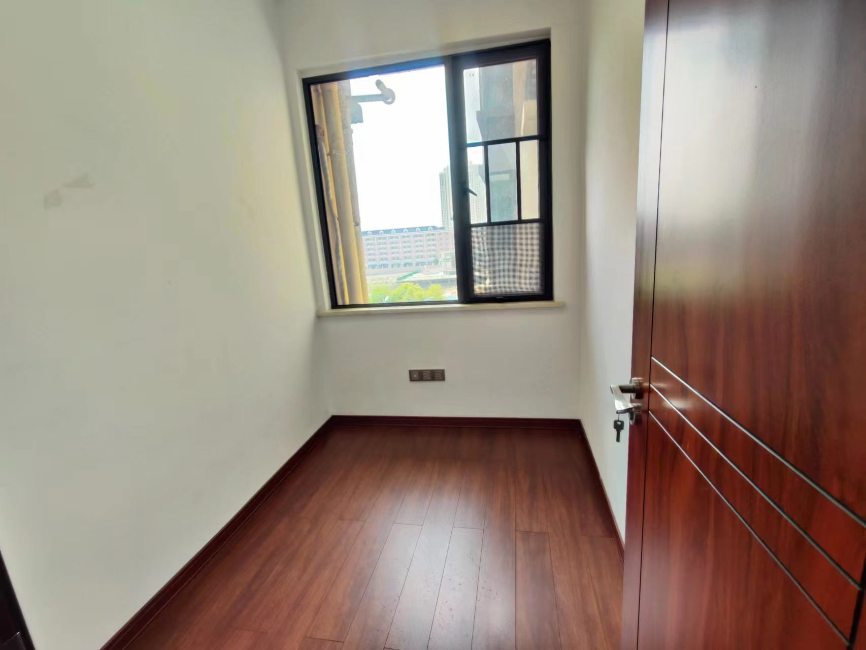 金轮翡翠名园 3室2厅1卫 72.0万 金轮翡翠名园 3室2厅1卫 72.0万室内图