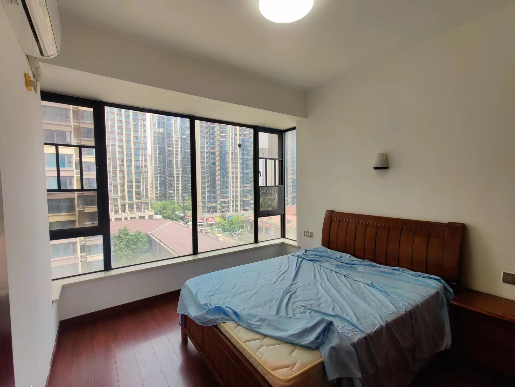 金轮翡翠名园 3室2厅1卫 72.0万 金轮翡翠名园 3室2厅1卫 72.0万室内图