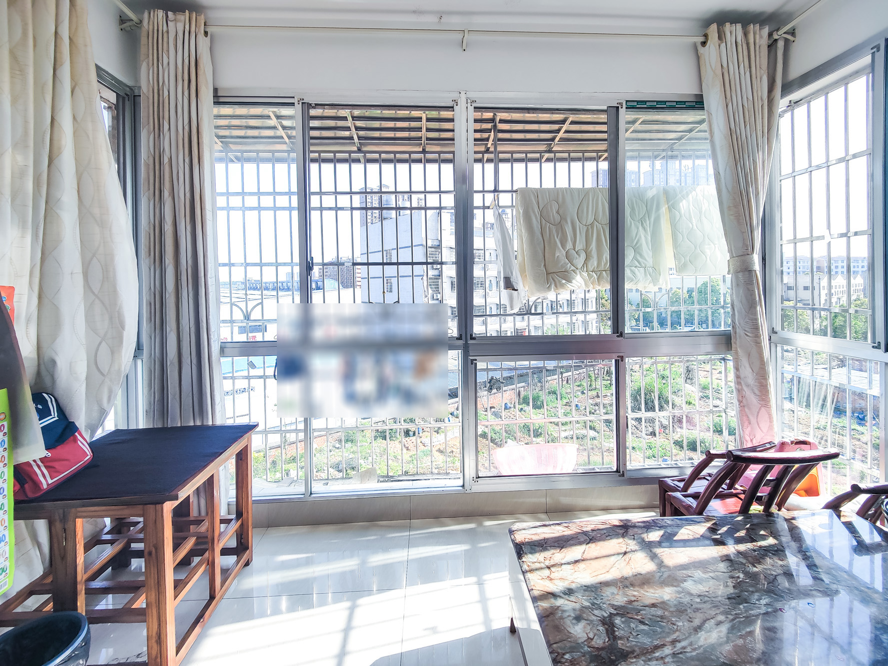 华业新城之都(星城之家) 3室2厅2卫 51.80万 华业新城之都(星城之家) 3室2厅2卫 51.80万阳台