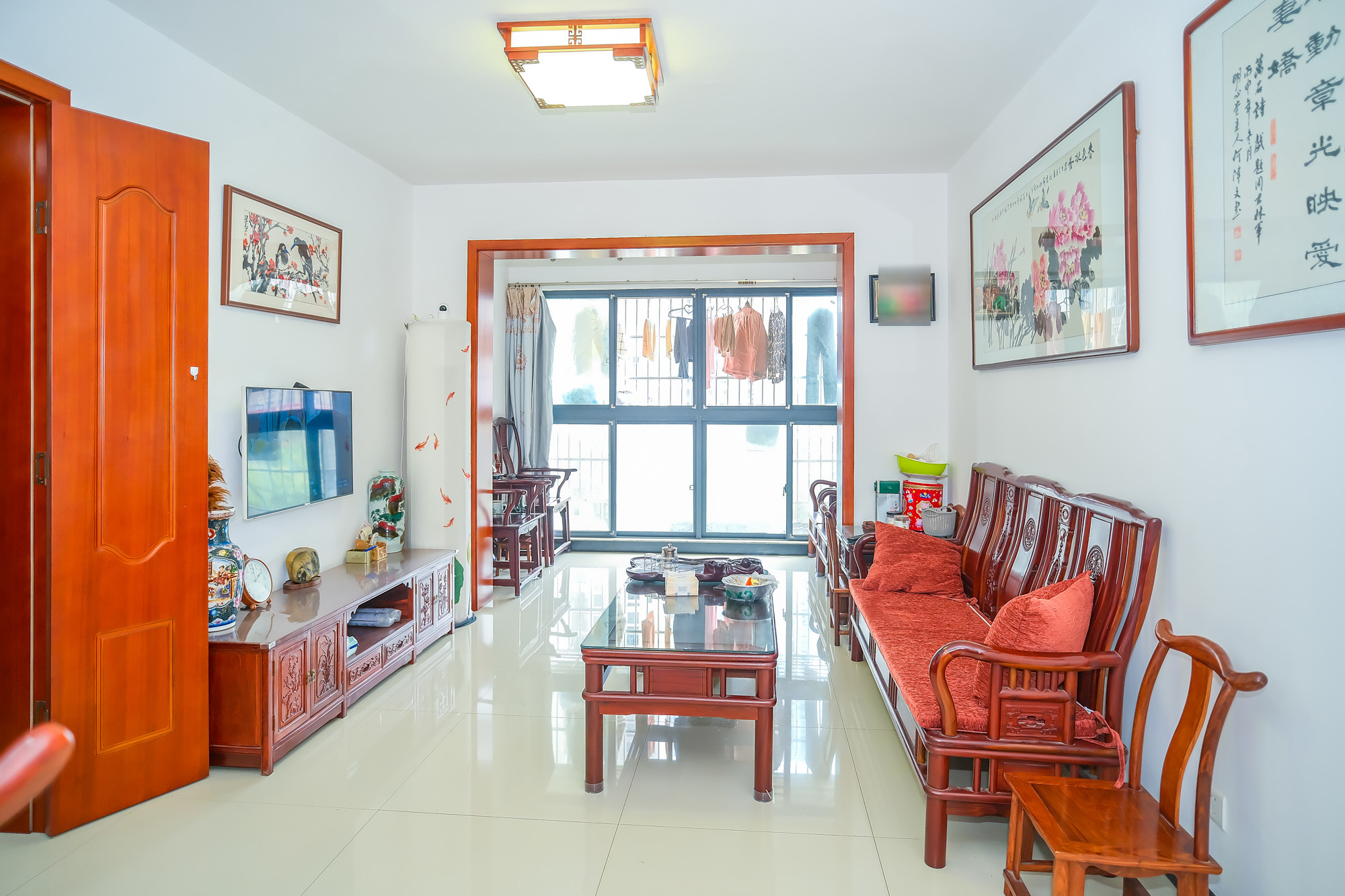 花样年华  3室2厅1卫   68.80万 花样年华  3室2厅1卫   68.80万客厅