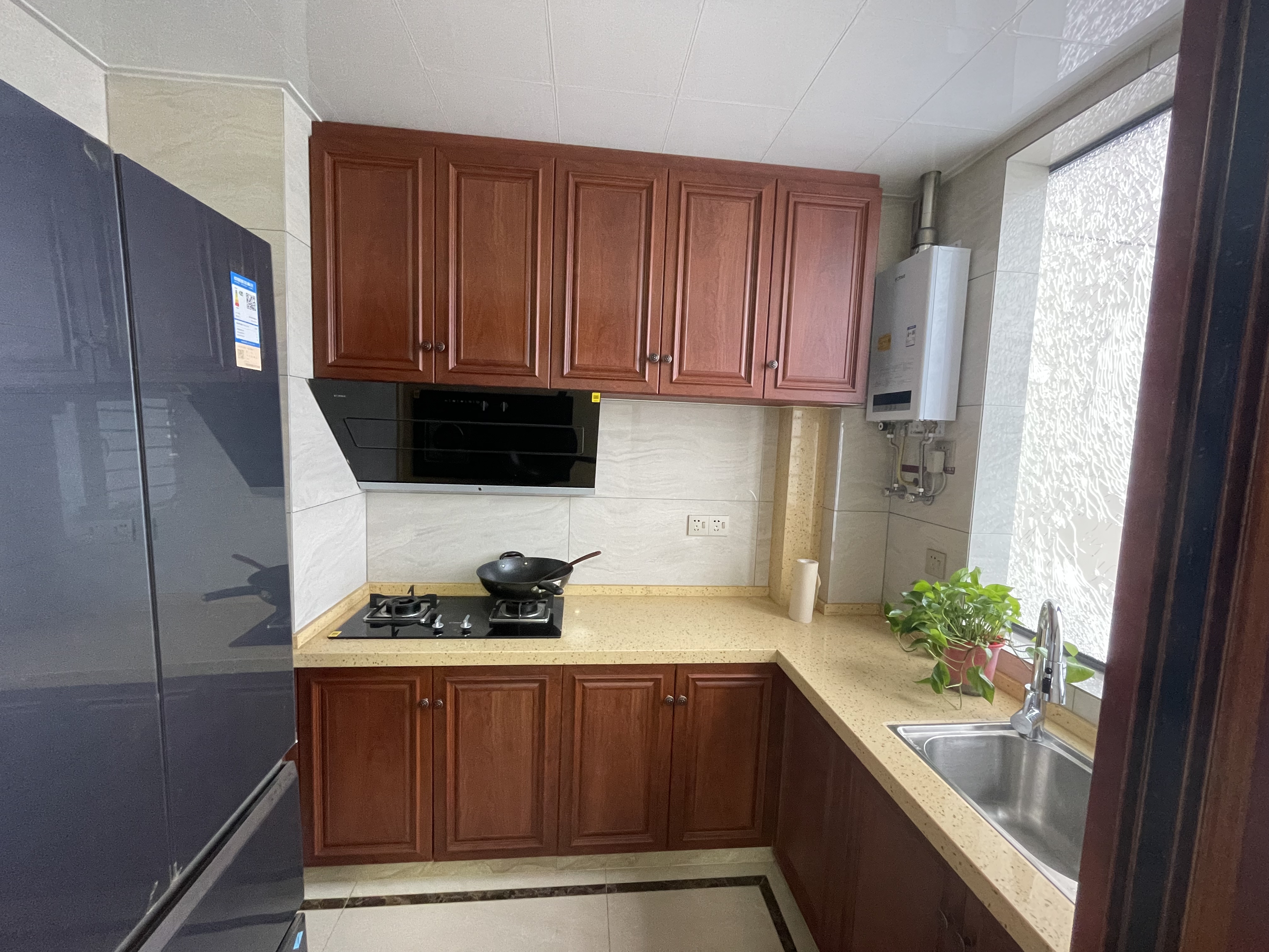 山水洲城华晨第一城  4室2厅2卫   115.00万 山水洲城华晨第一城  4室2厅2卫   115.00万室内图