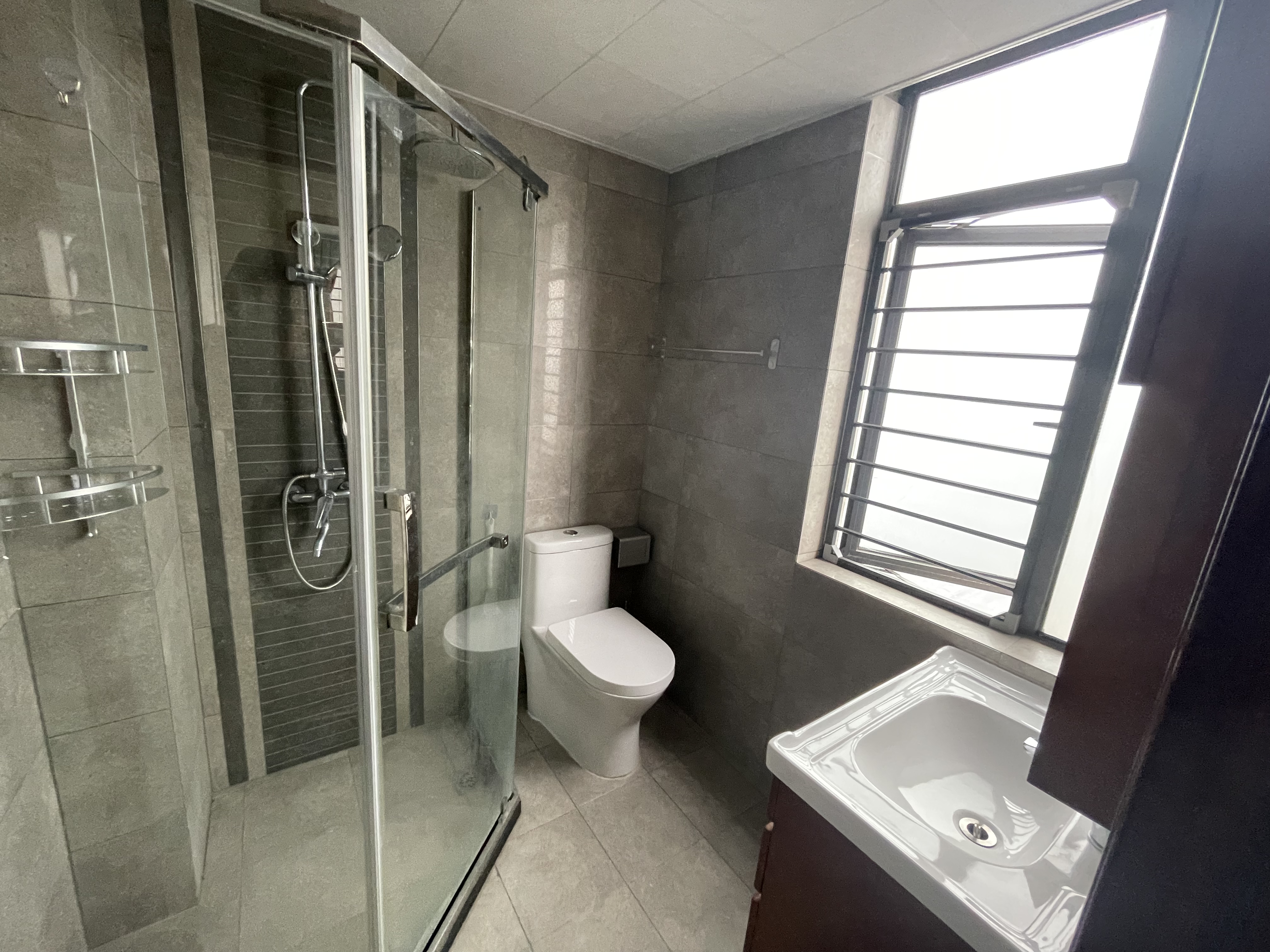 山水洲城华晨第一城  4室2厅2卫   115.00万 山水洲城华晨第一城  4室2厅2卫   115.00万室内图