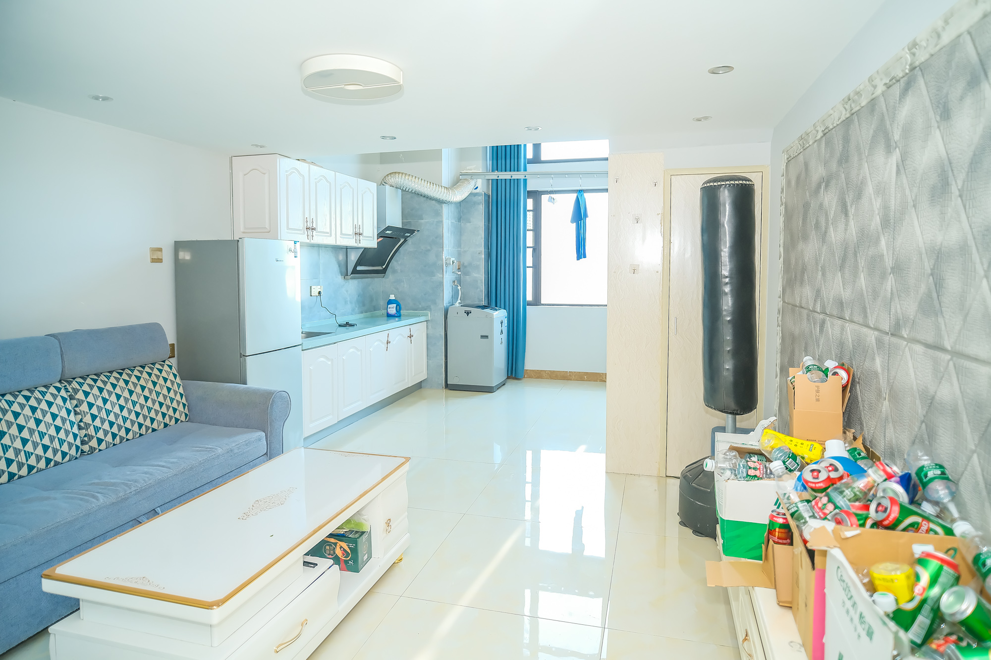 艾美潇湘 1室1厅1卫 22.8万 艾美潇湘 1室1厅1卫 22.8万客厅