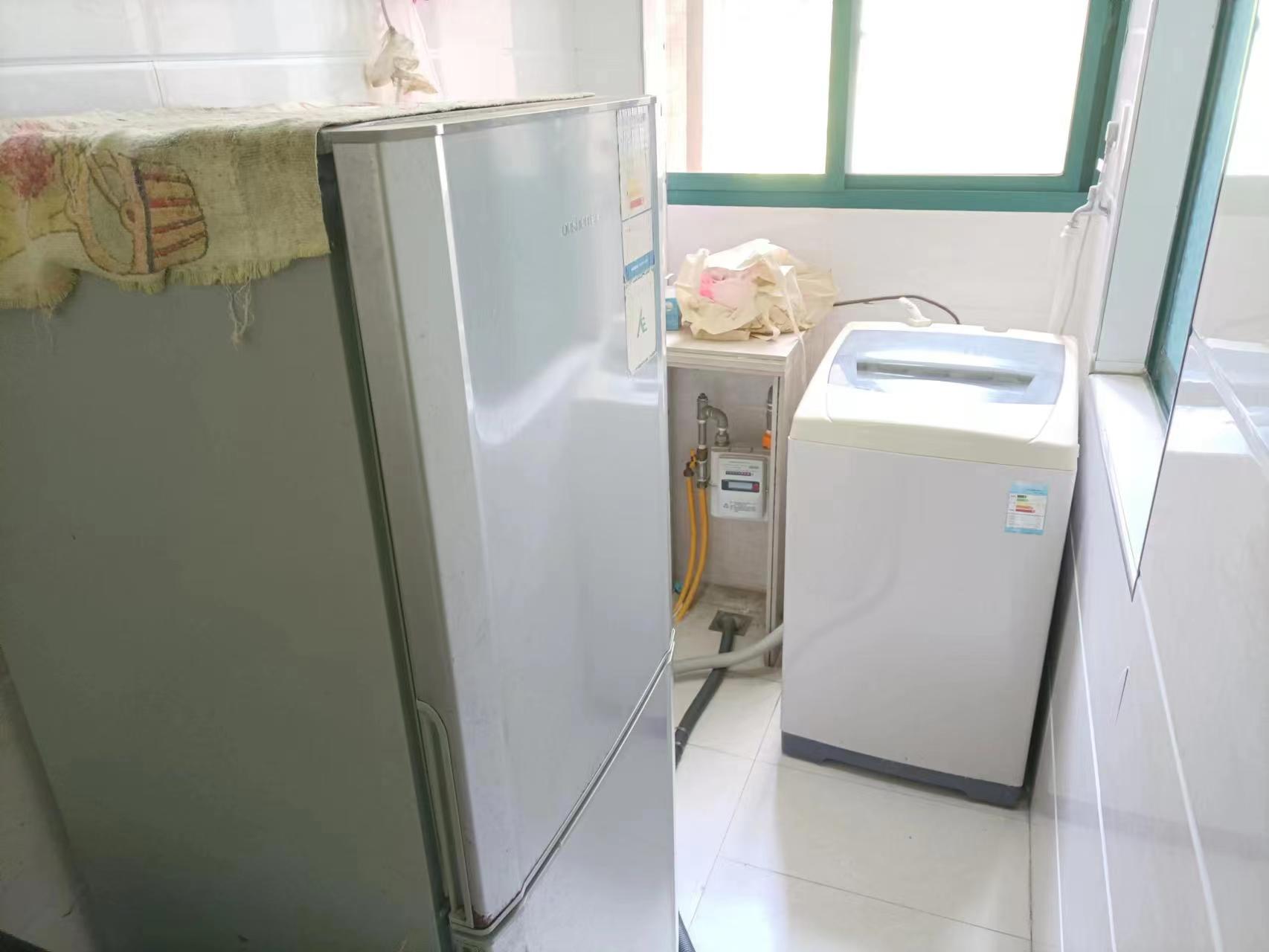 雅士林湘苑一期  2室2厅1卫   1600.00元/月室内图