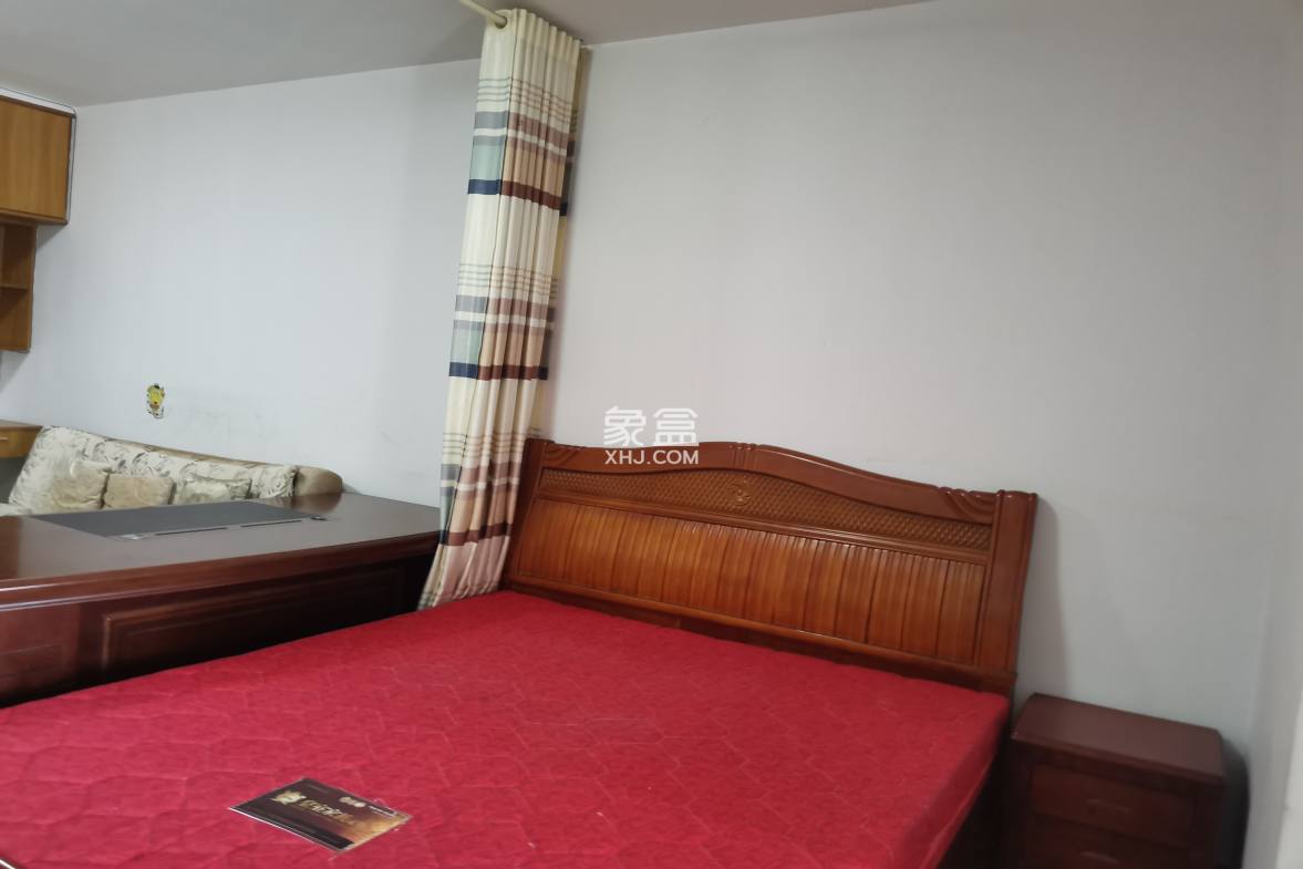 龙泰上品 1室1厅1卫 1200.00元/月 龙泰上品 1室1厅1卫 1200.00元/月室内图