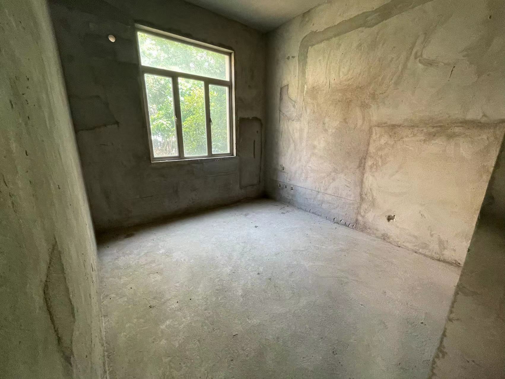 湖湘文化城(锦绣香江) 5室2厅3卫 200.00万 湖湘文化城(锦绣香江) 5室2厅3卫 200.00万室内图