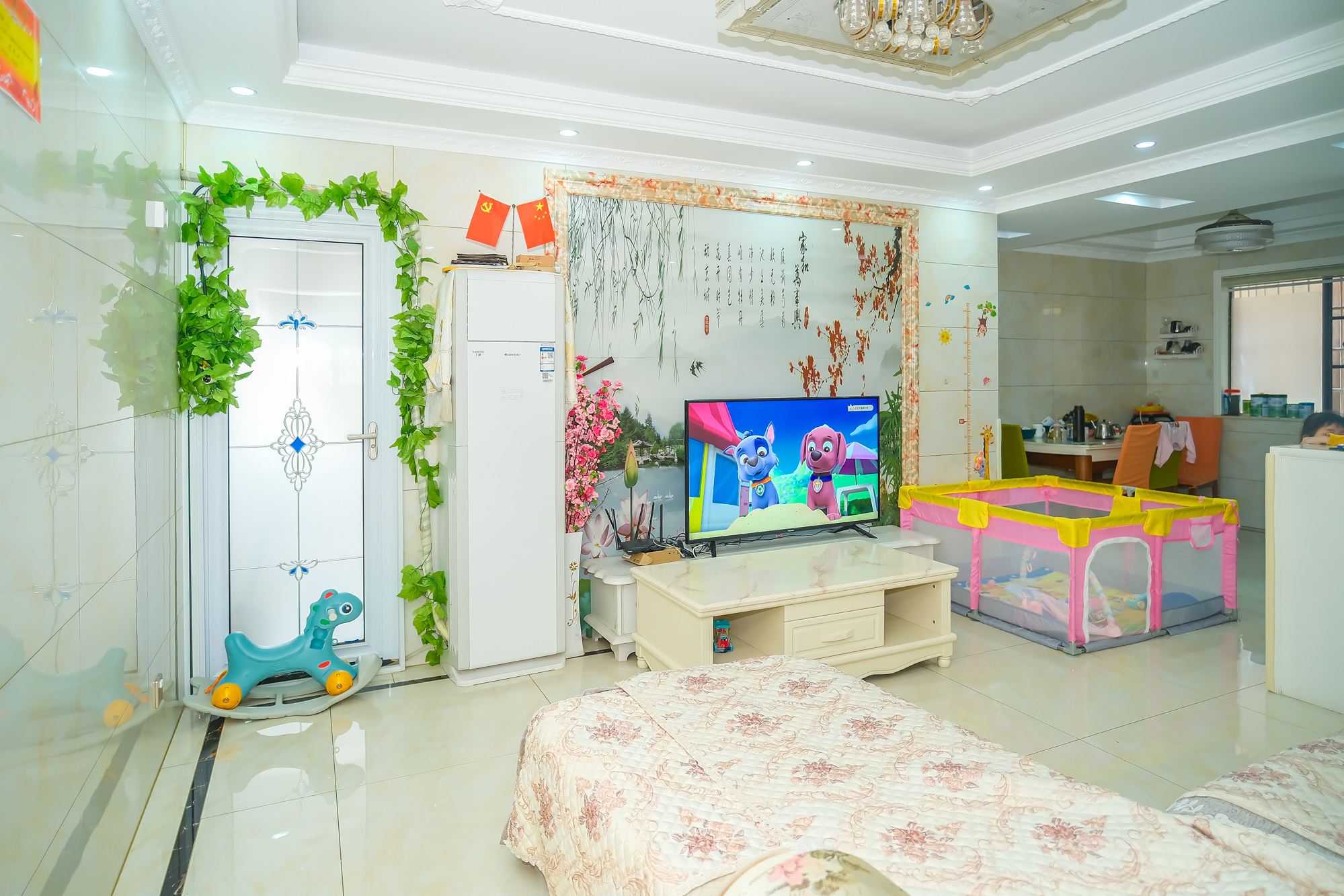 新长海广场 3室2厅1卫 69.80万 新长海广场 3室2厅1卫 69.80万客厅