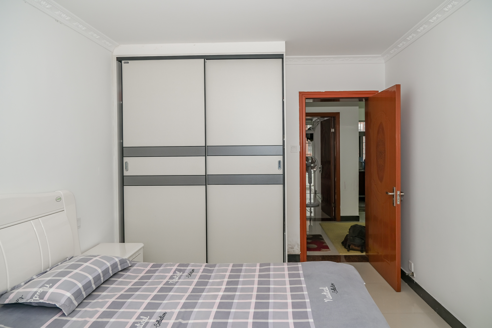 湘瑞家园  2室2厅2卫   42.00万卧室