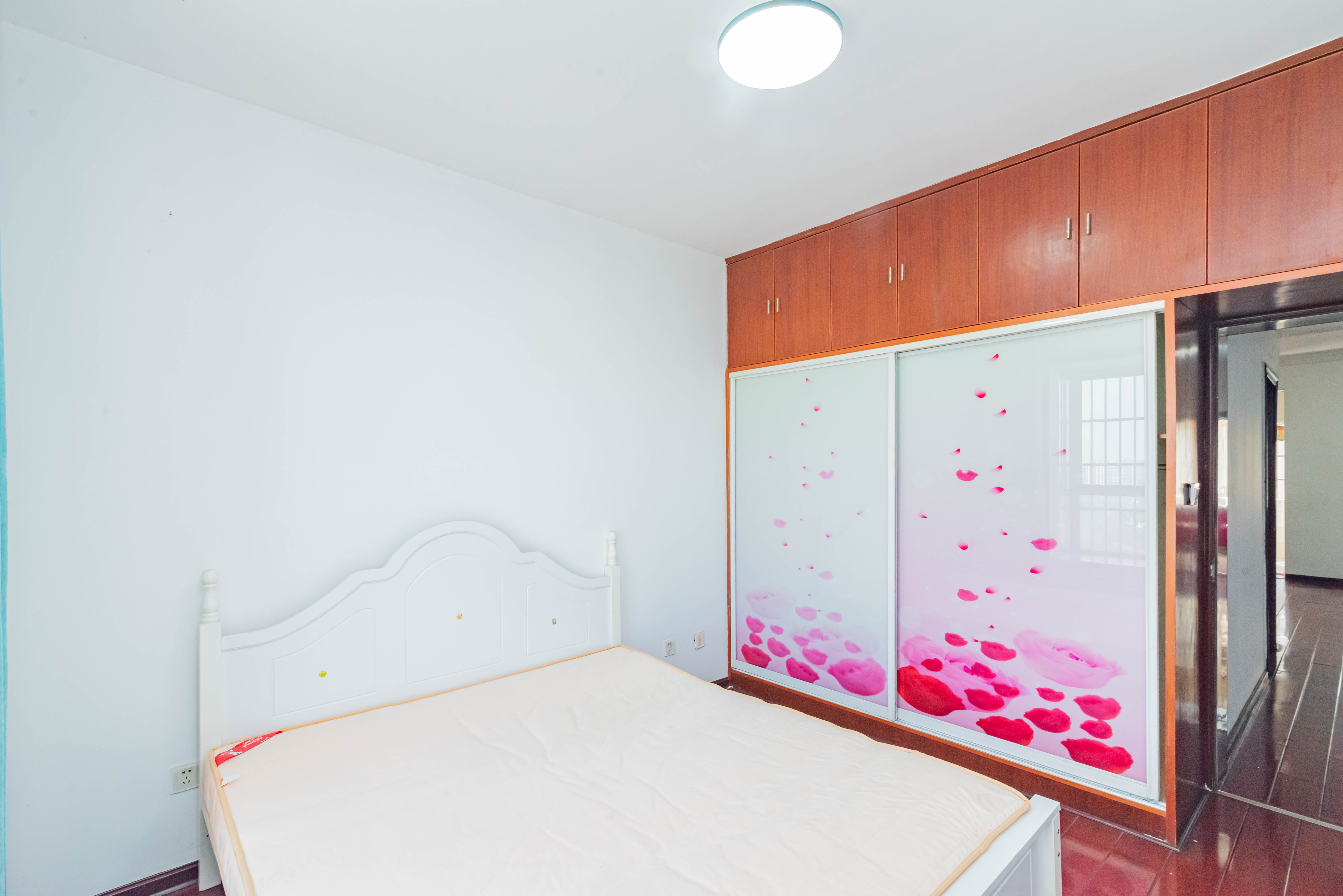 紫晶城 2室2厅1卫 37.80万 紫晶城 2室2厅1卫 37.80万卧室