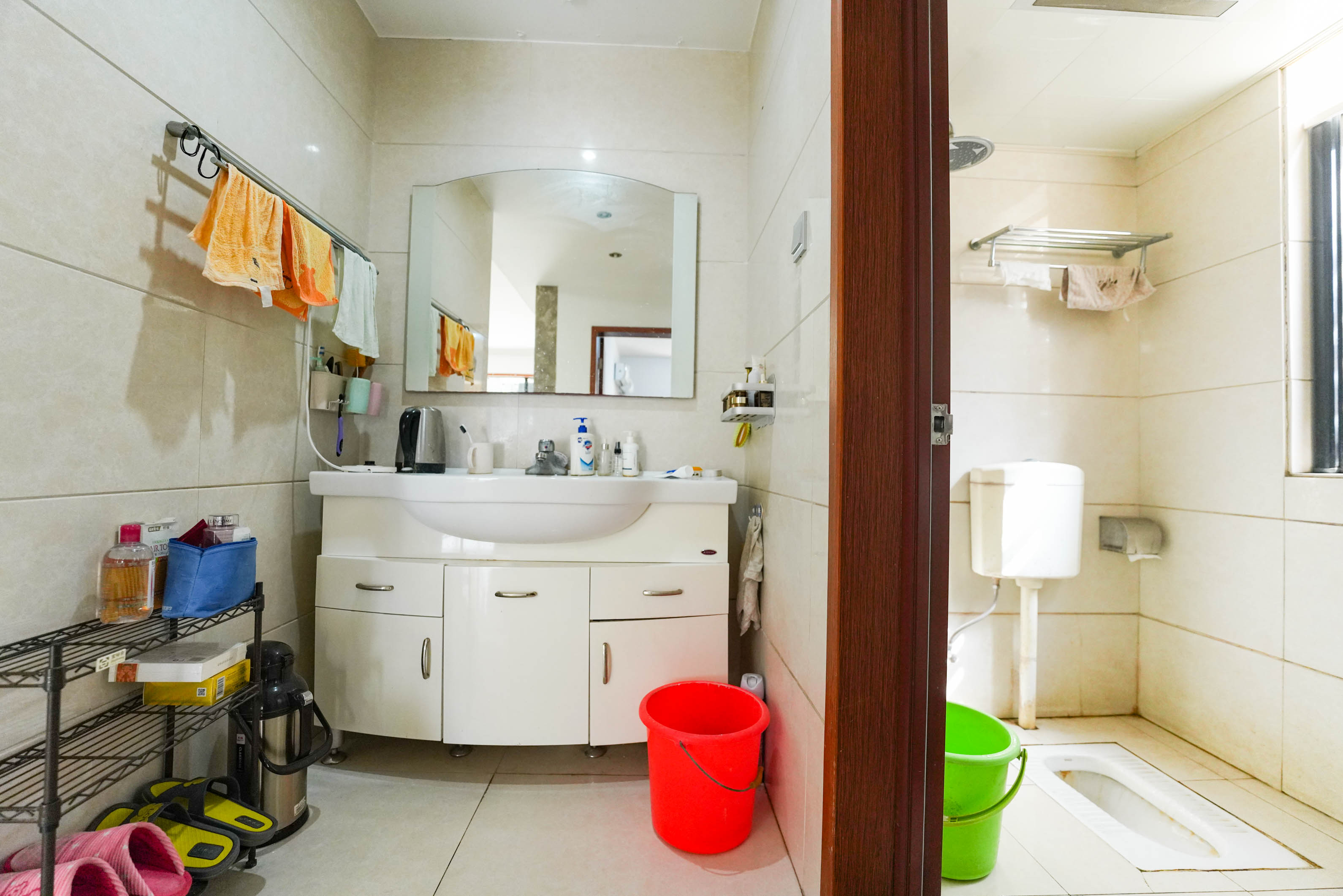 鑫远湘府华城 3室2厅2卫 129.00万 鑫远湘府华城 3室2厅2卫 129.00万卫生间