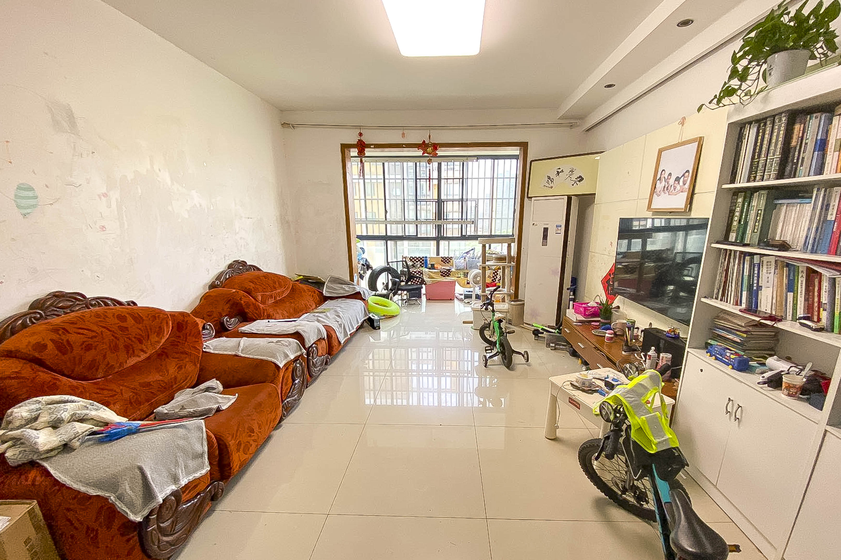 云栖谷  3室2厅2卫   103.80万客厅