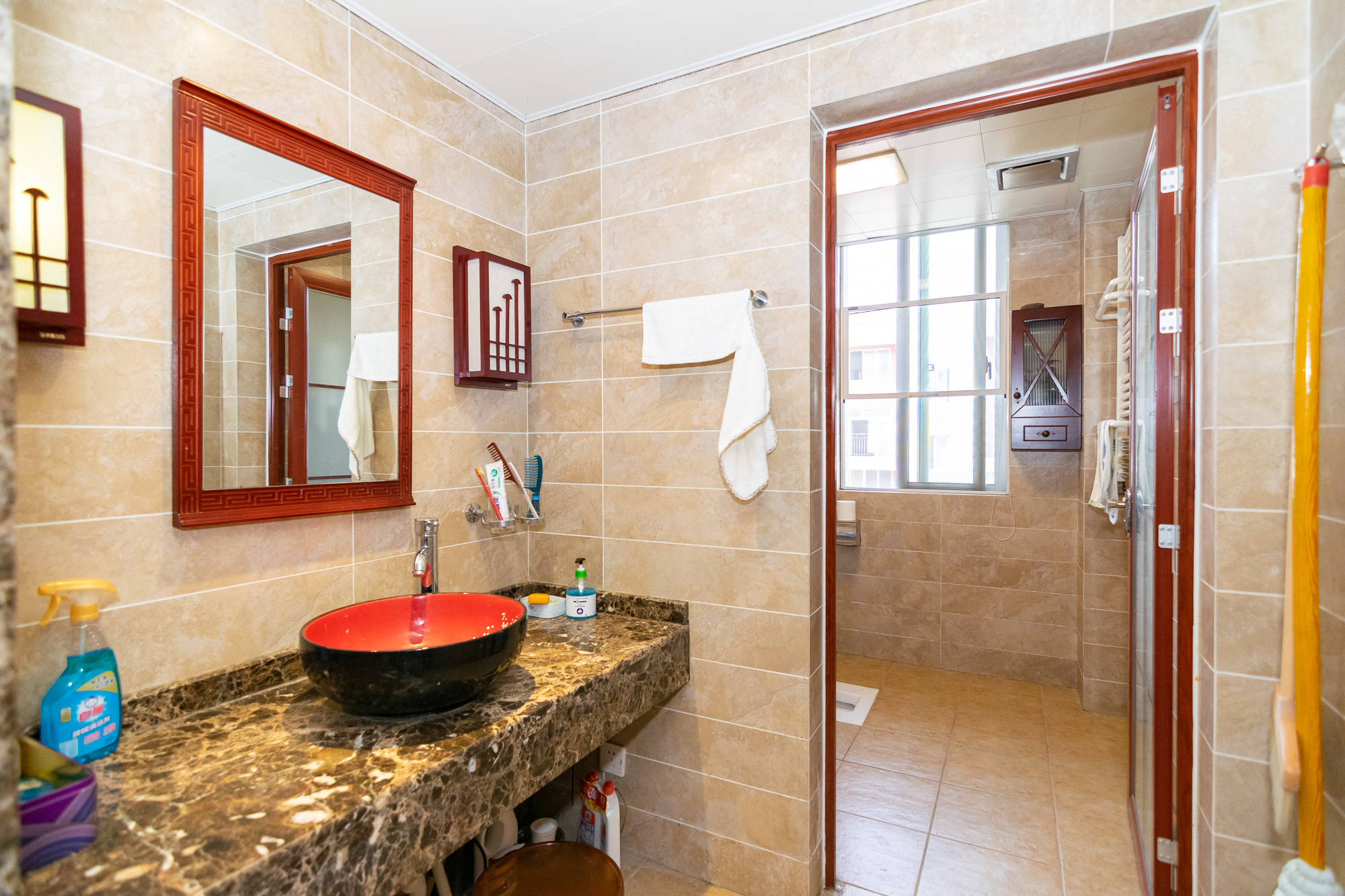 普瑞斯堡 5室2厅3卫 110.0万 普瑞斯堡 5室2厅3卫 110.0万卫生间